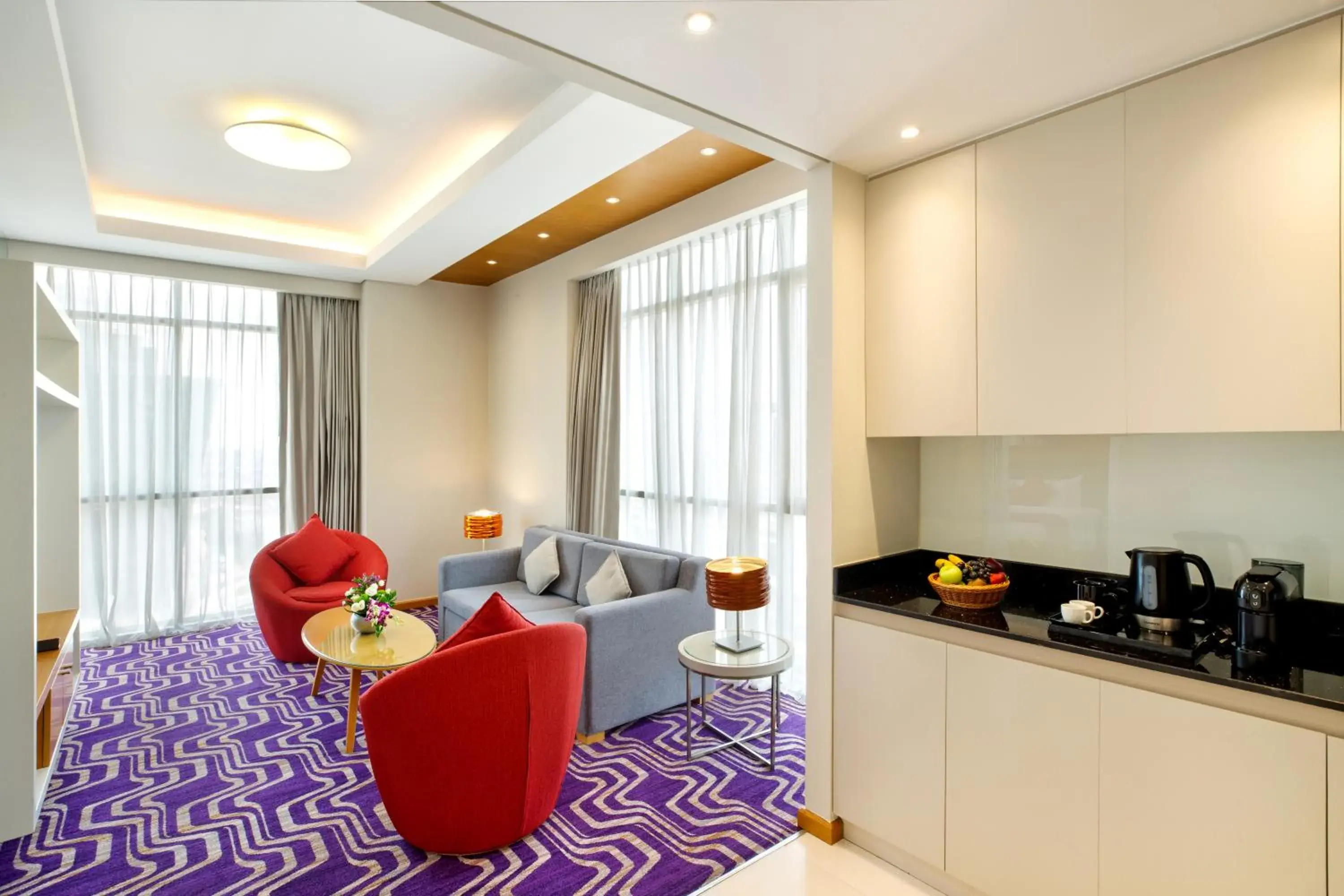 Junior Suite in Royal Continental Hotel Junior Suite in Royal Continental Hotel