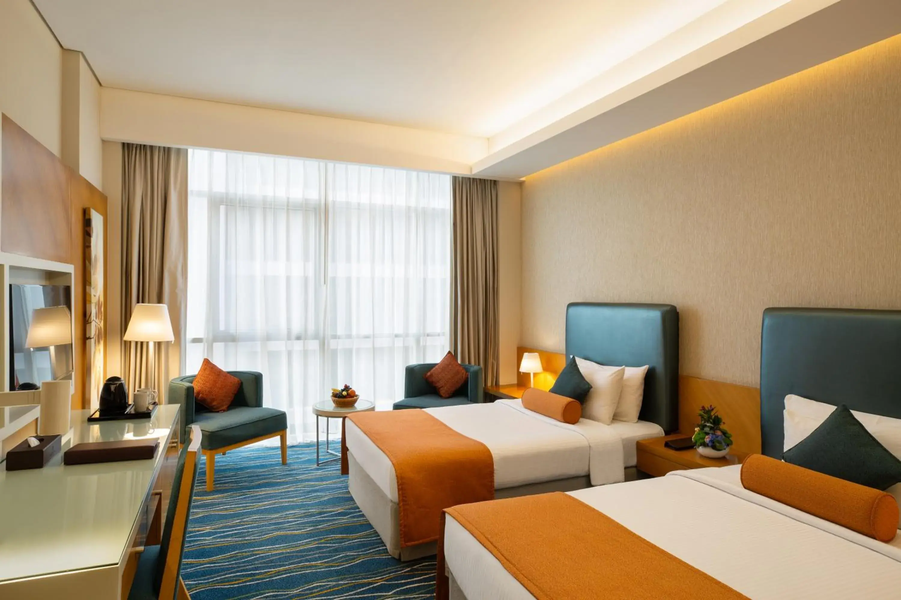 Superior Twin Room in Royal Continental Hotel Superior Twin Room in Royal Continental Hotel