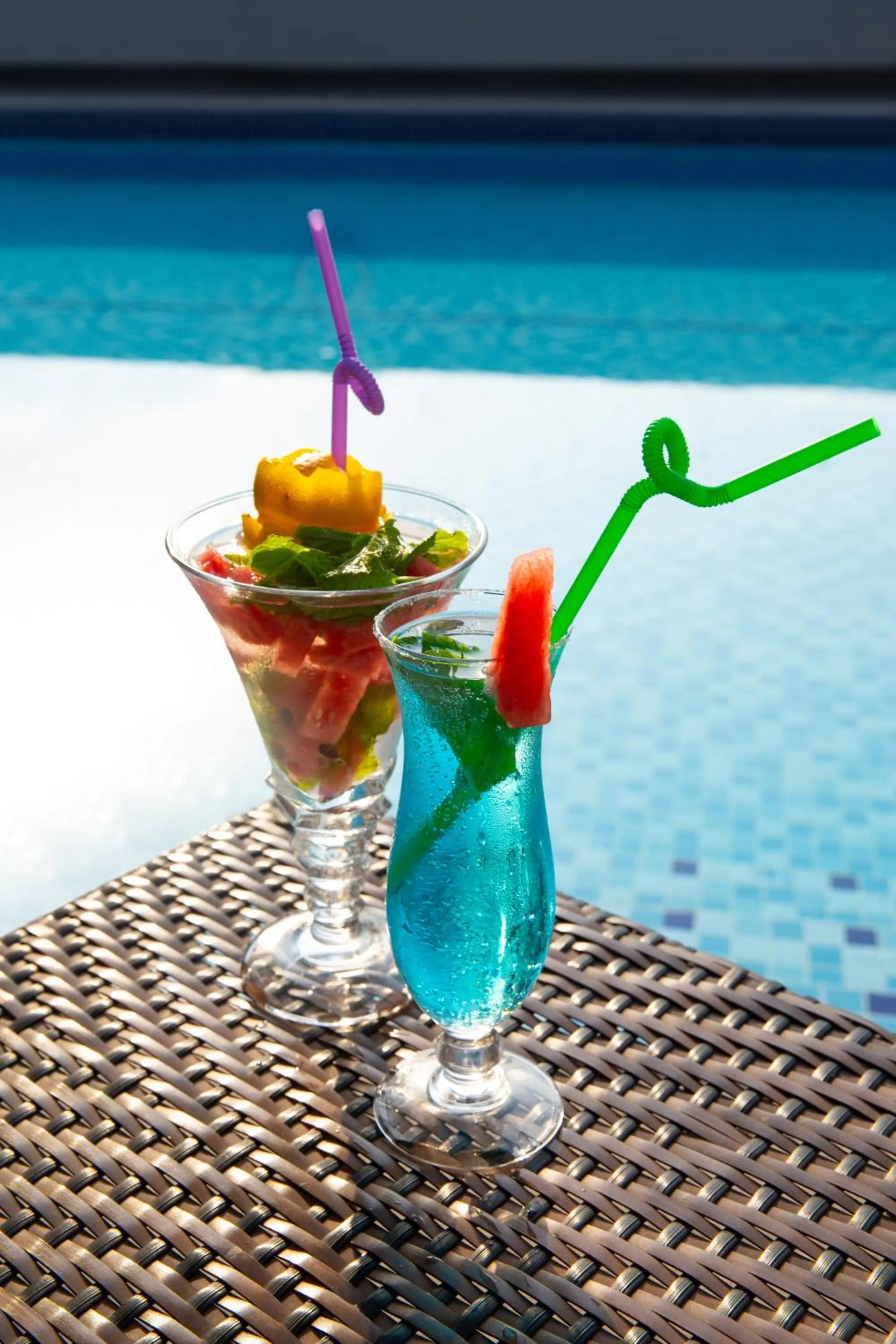 Swimming pool in Royal Continental Hotel