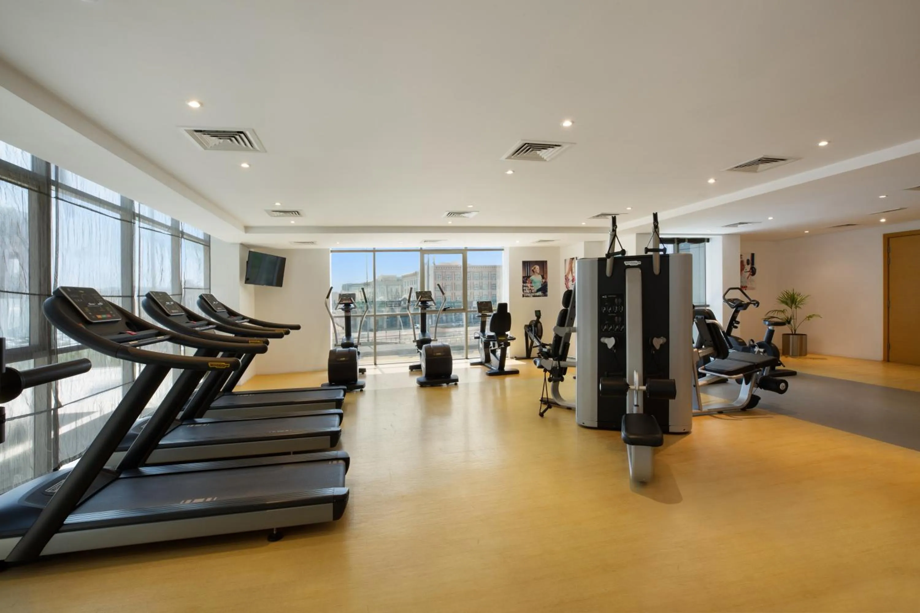 Fitness centre/facilities in Royal Continental Hotel