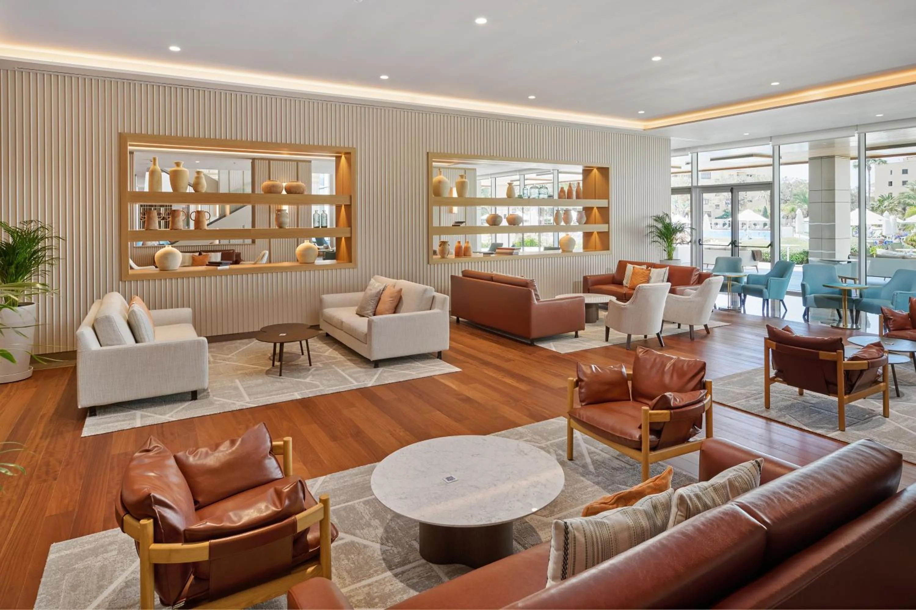 Lounge or bar in Hipotels Playa de Palma Palace&Spa