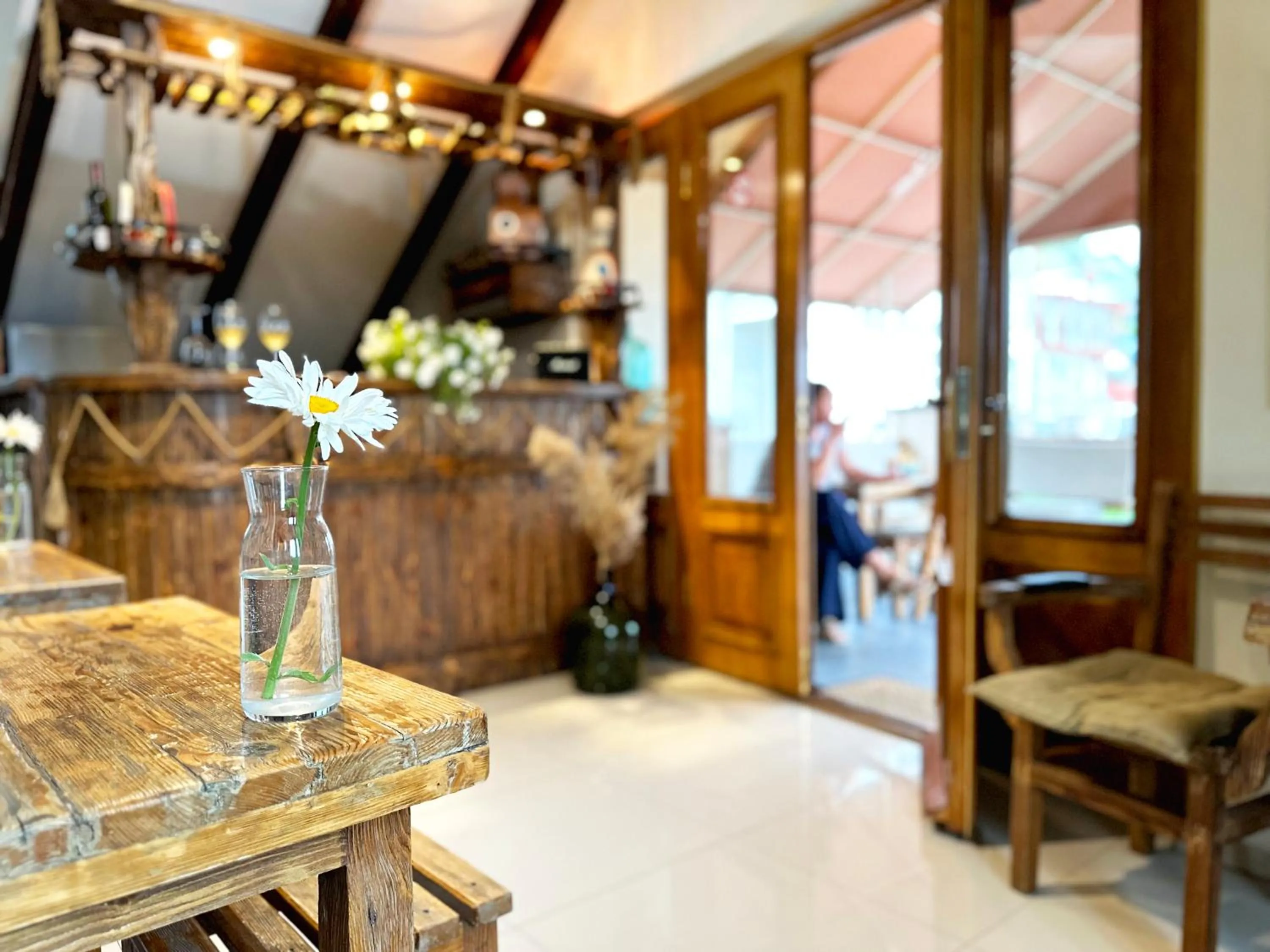 Lounge or bar in Betlemi Old Town Hotel