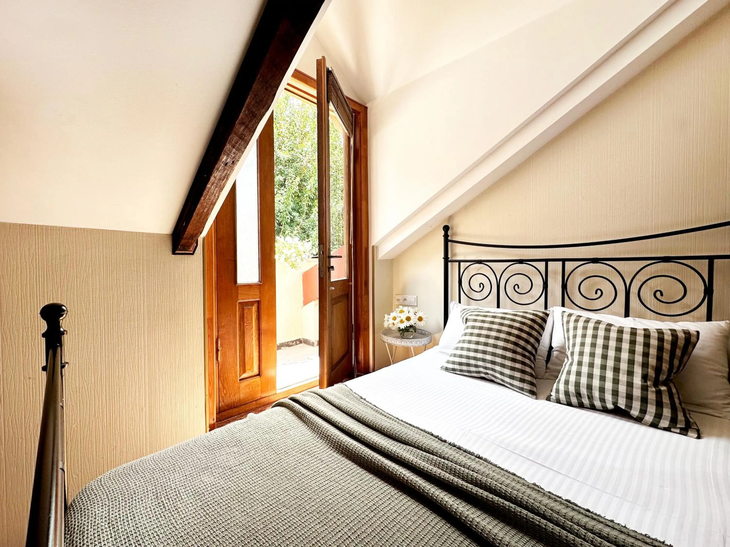 Bedroom, Bed in Betlemi Old Town Hotel