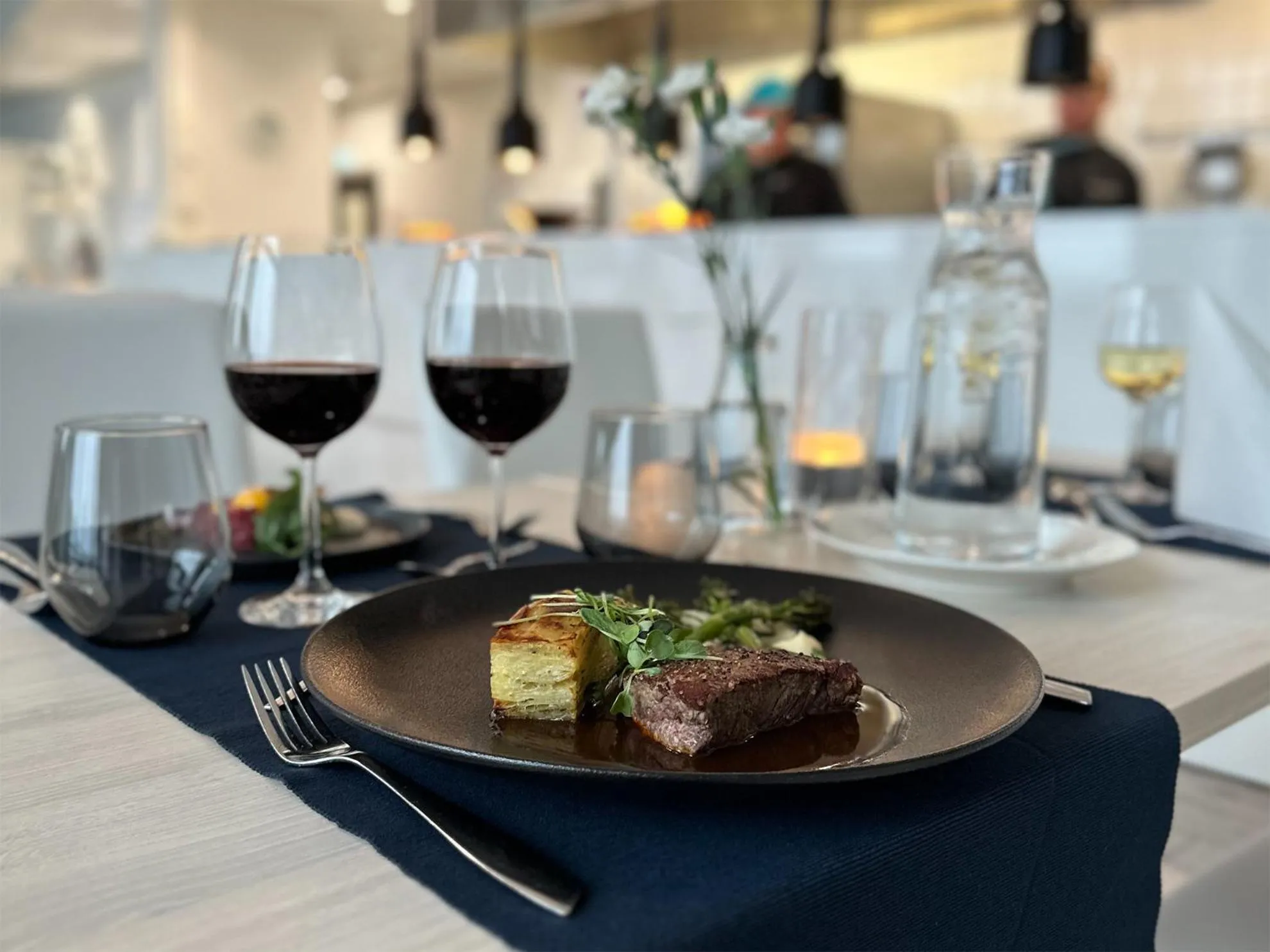 Food and drinks in Seaside Glass Villas