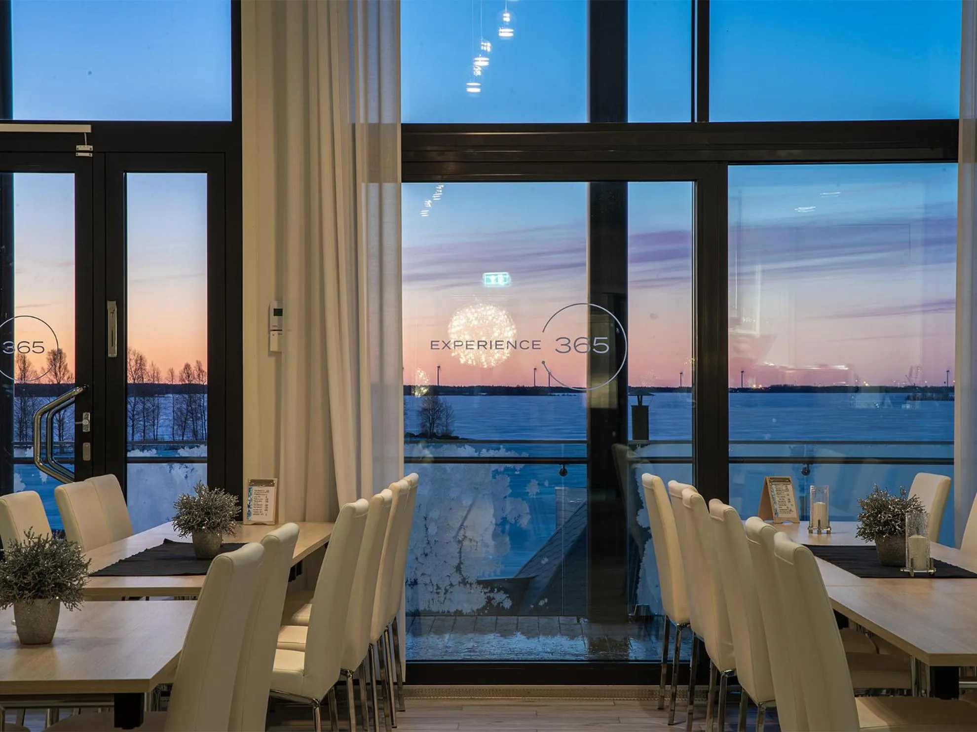 Dining area in Seaside Glass Villas