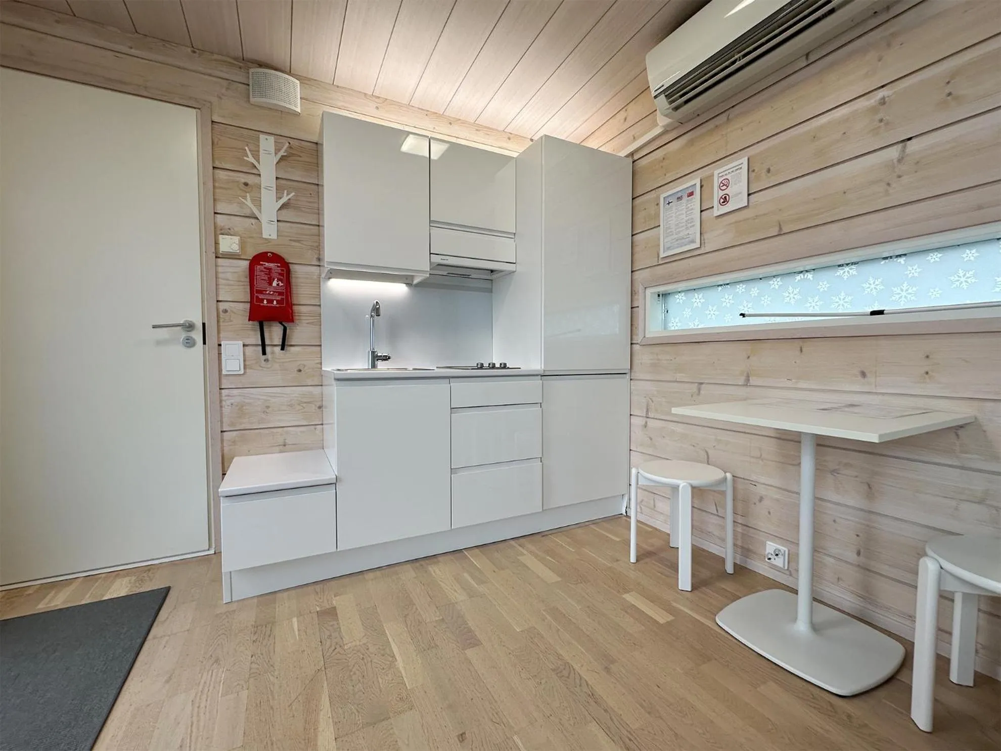 Kitchen or kitchenette in Seaside Glass Villas