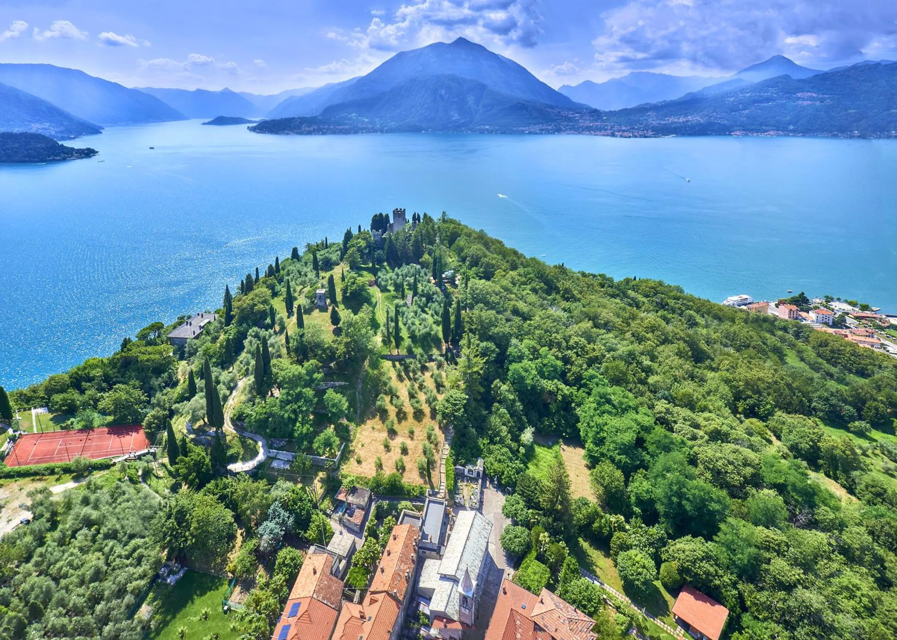 Bird's eye view in Agriturismo Castello di Vezio