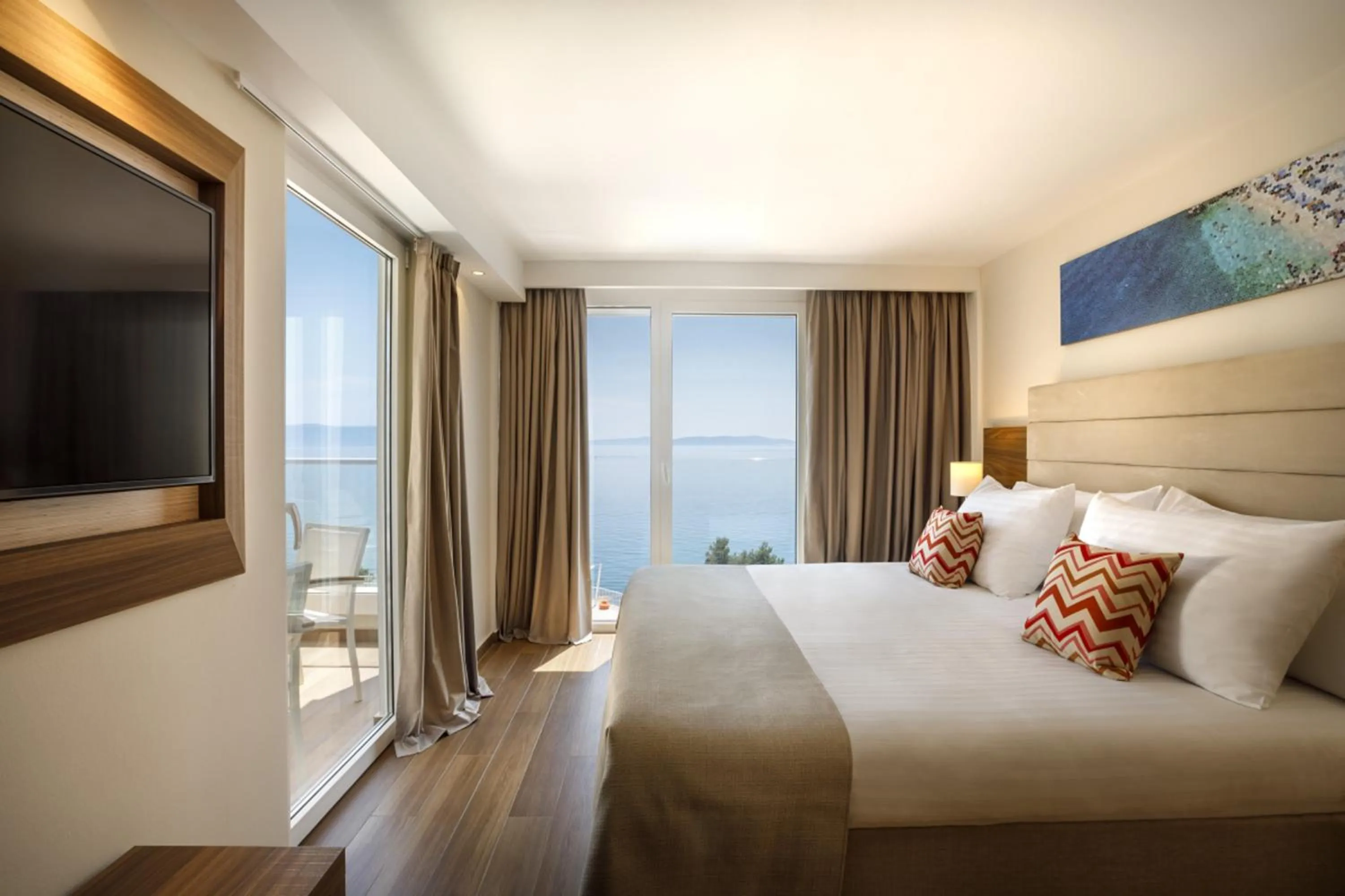 TV and multimedia, Bed in Girandella Resort, Valamar Collection