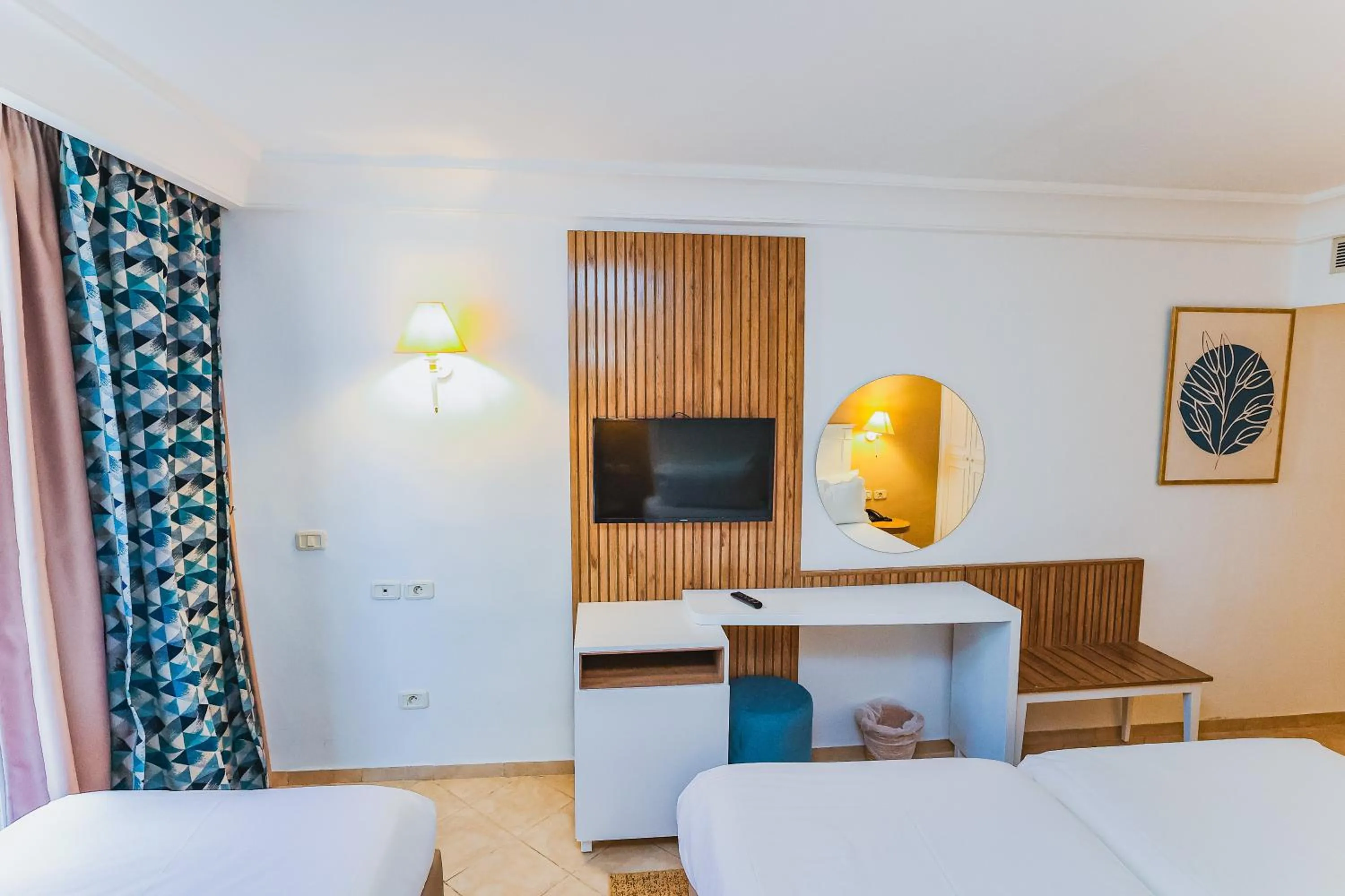 TV and multimedia in Marhaba Salem - Family Only