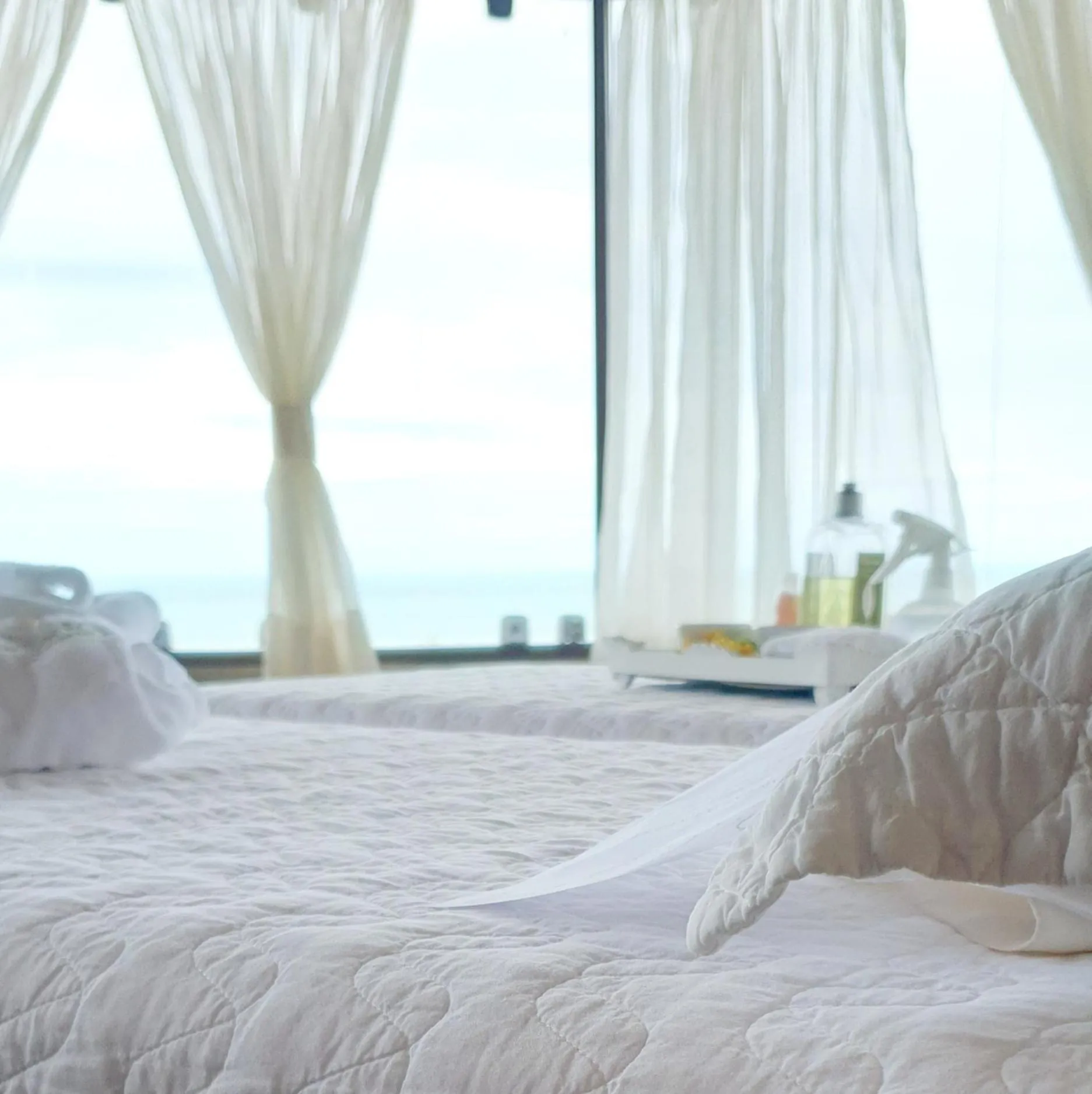 Hot Tub, Bed in Hotel Santuário das Águias by Nobile