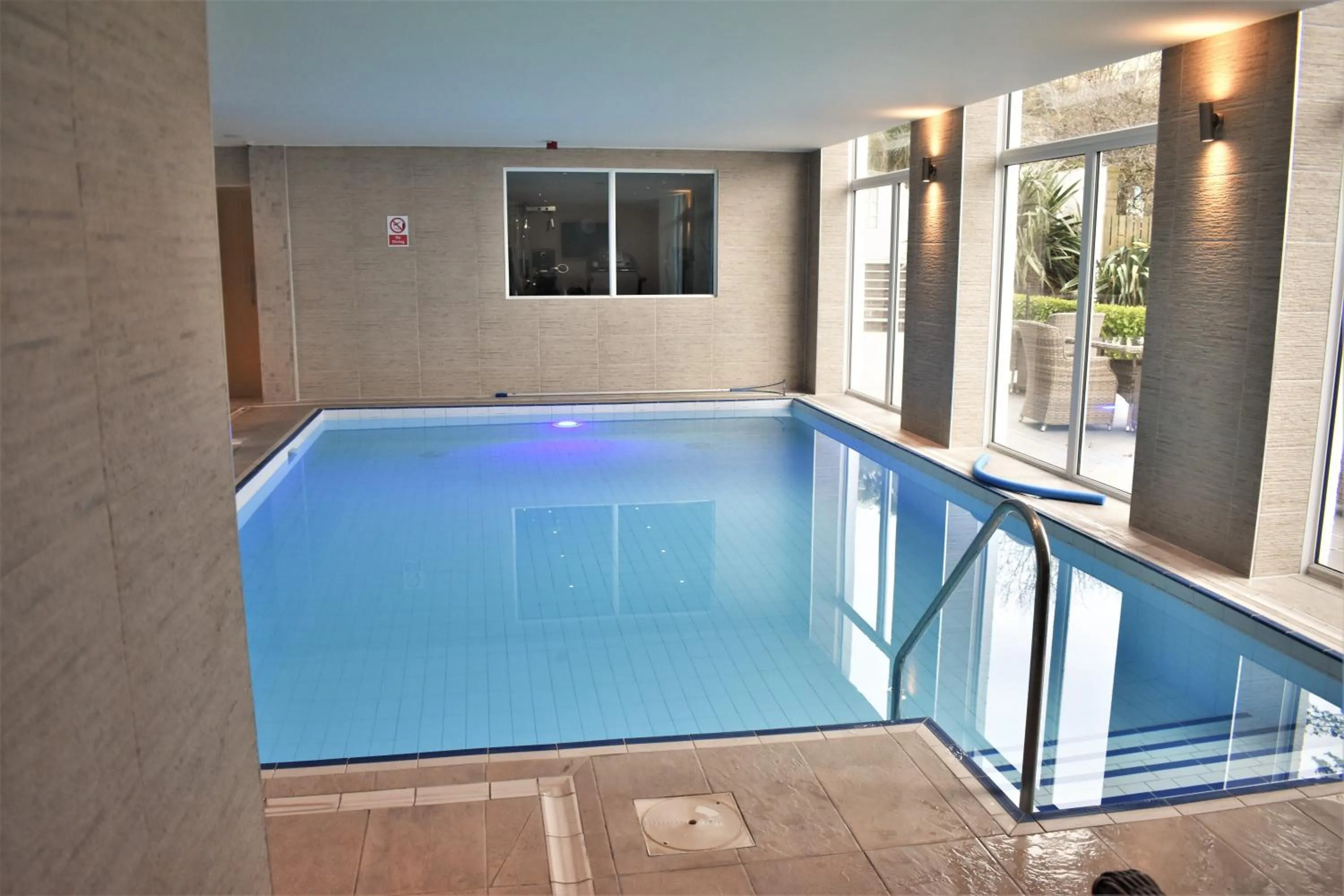 Swimming pool in Belgrave Sands Hotel & Spa