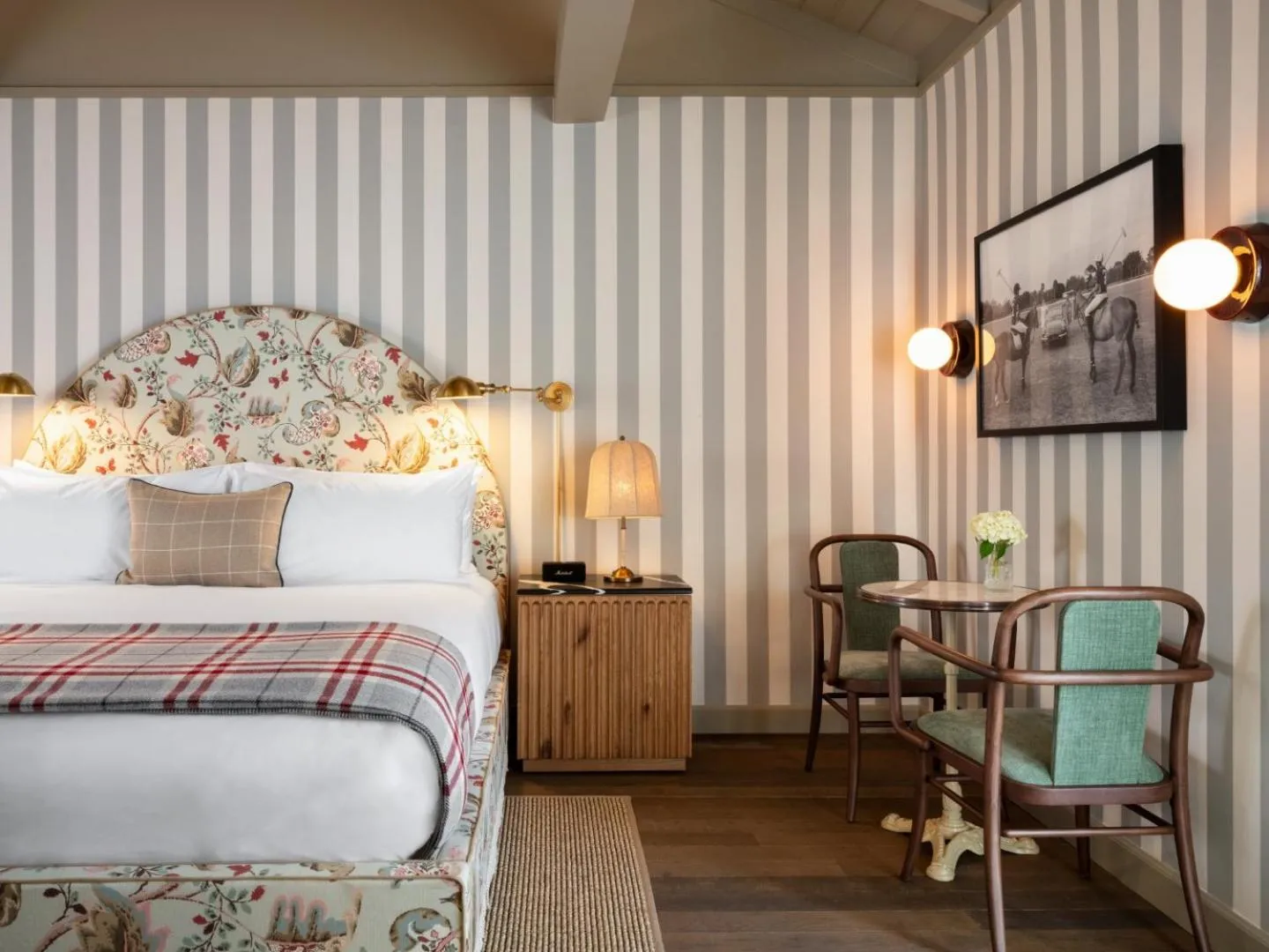 Bedroom, Bed in Le Petit Pali Brentwood