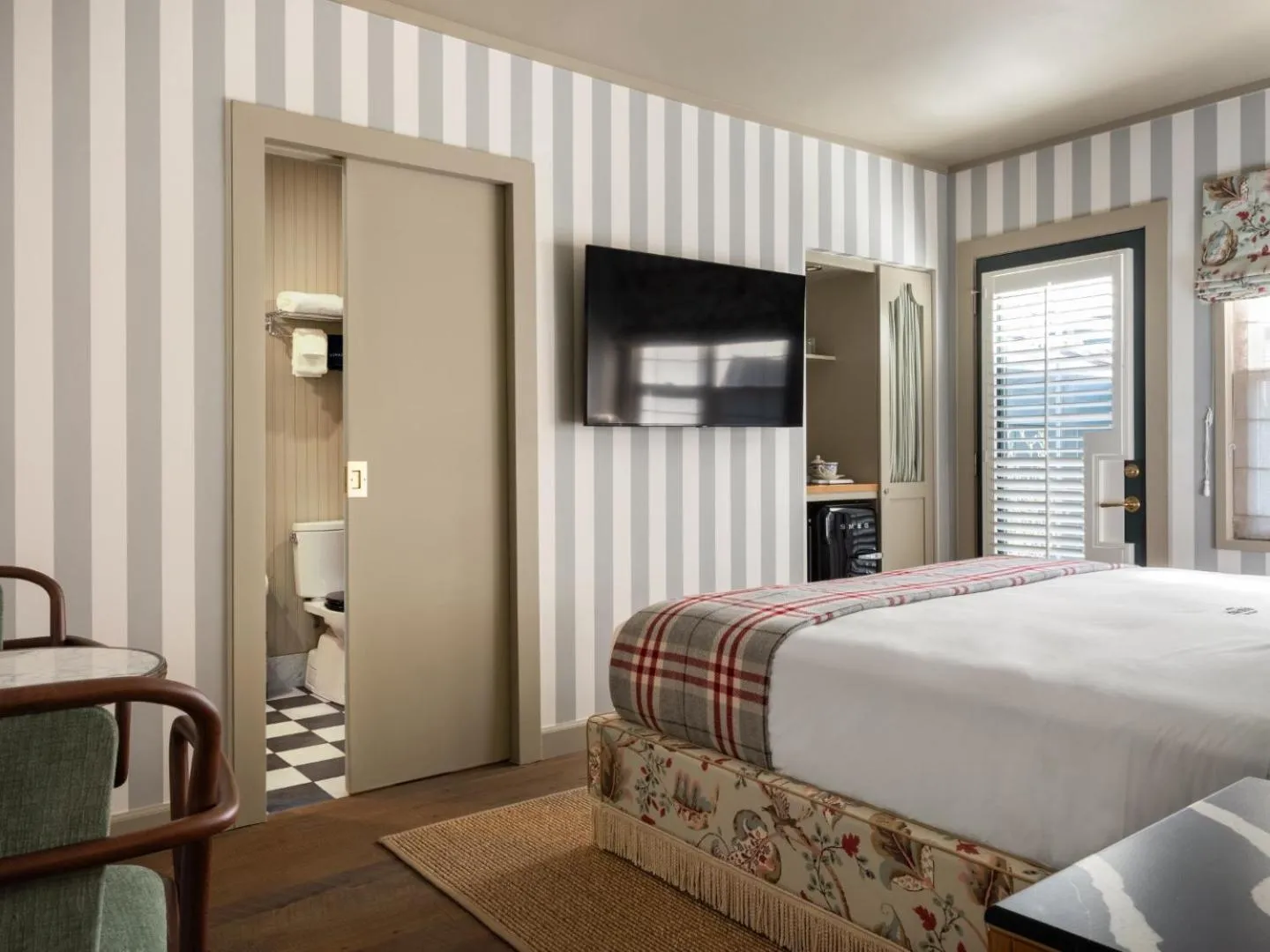 Bedroom, Bed in Le Petit Pali Brentwood