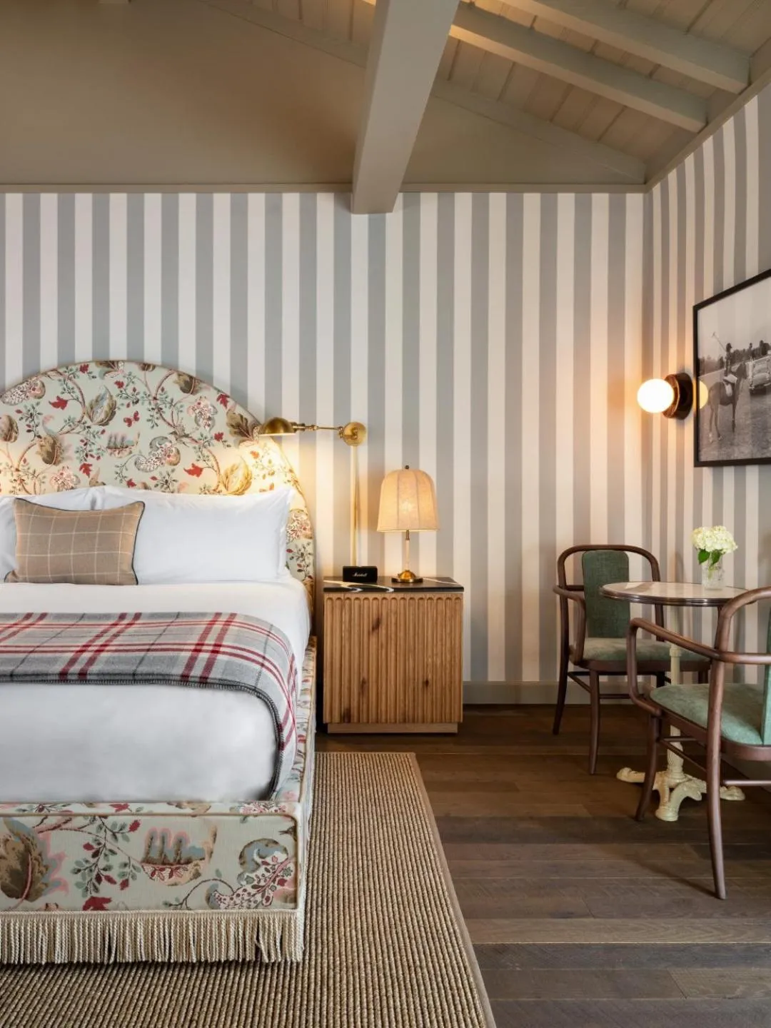 Bedroom, Bed in Le Petit Pali Brentwood