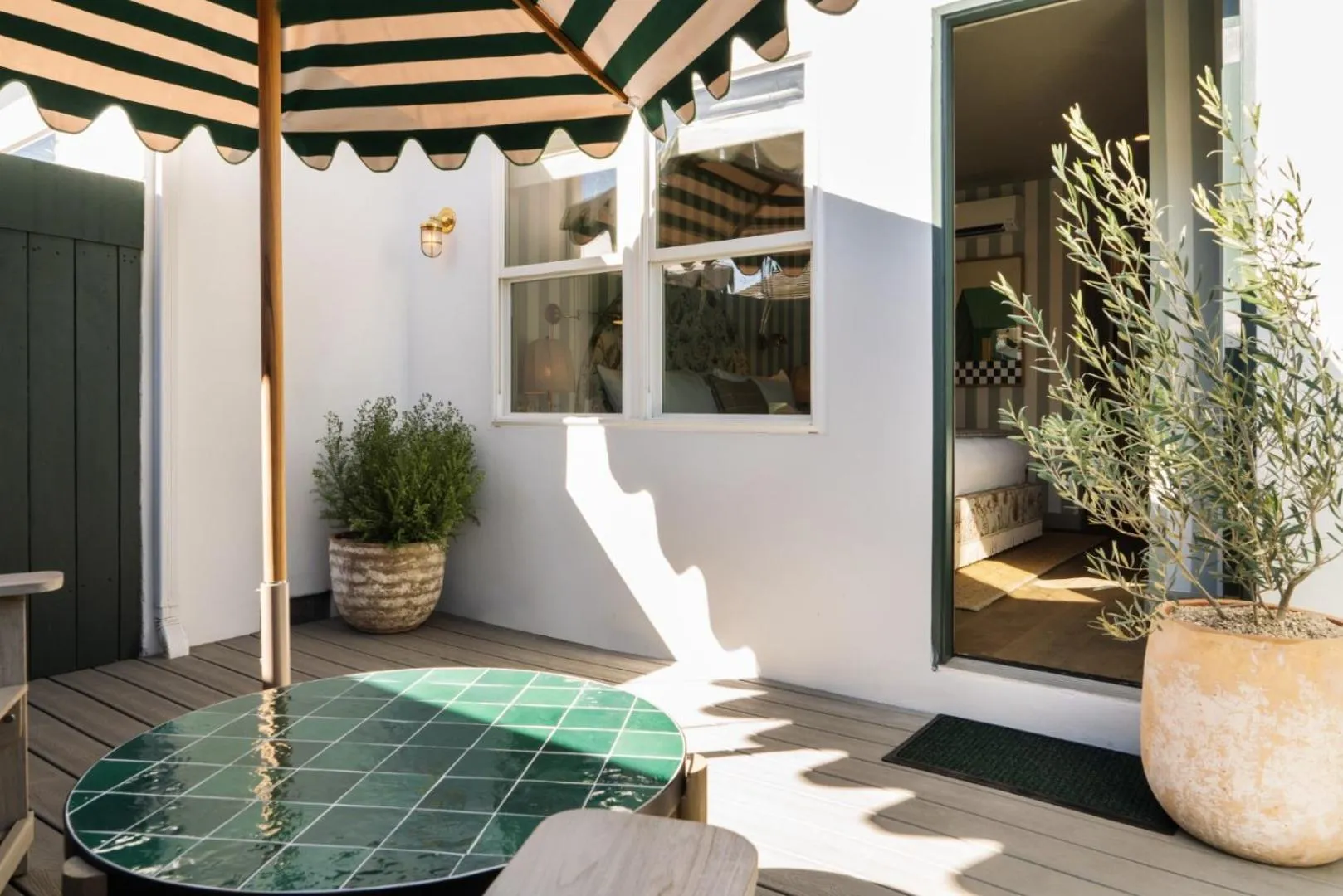 Patio in Le Petit Pali Brentwood