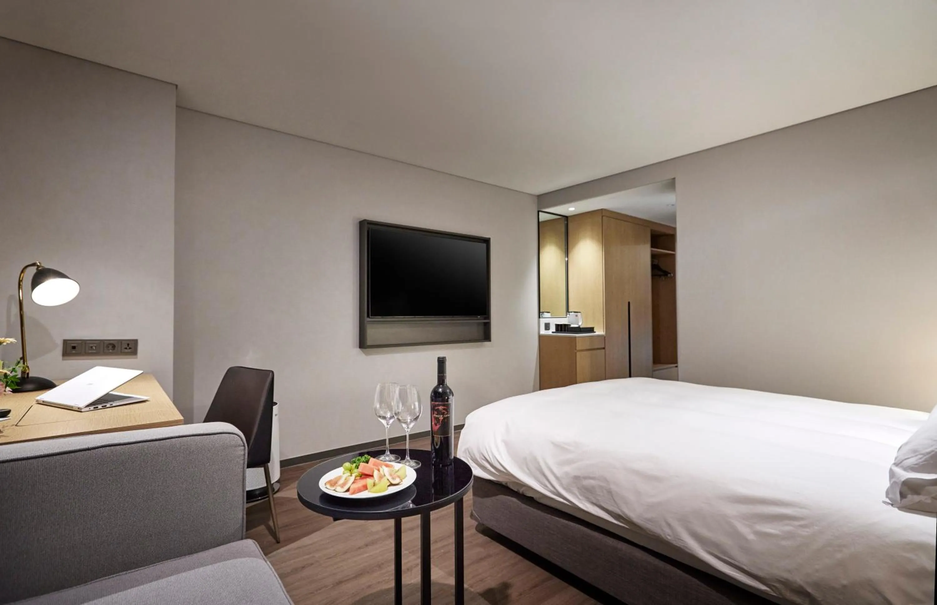 Bed in Hotel Interciti