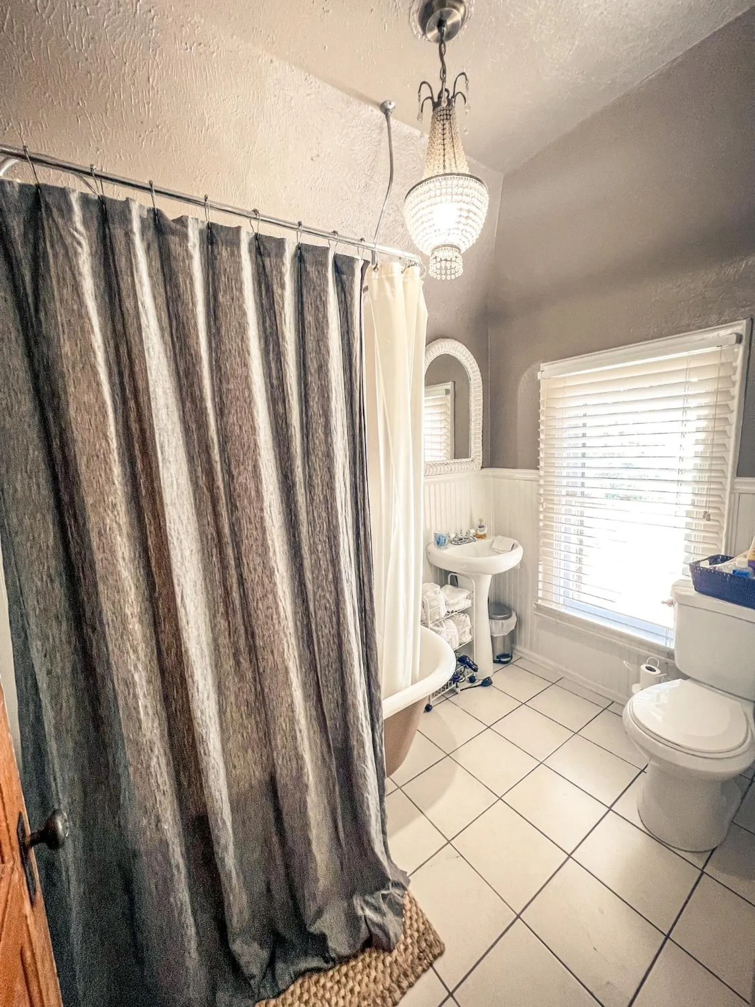 Bathroom in Off Broadway B & B