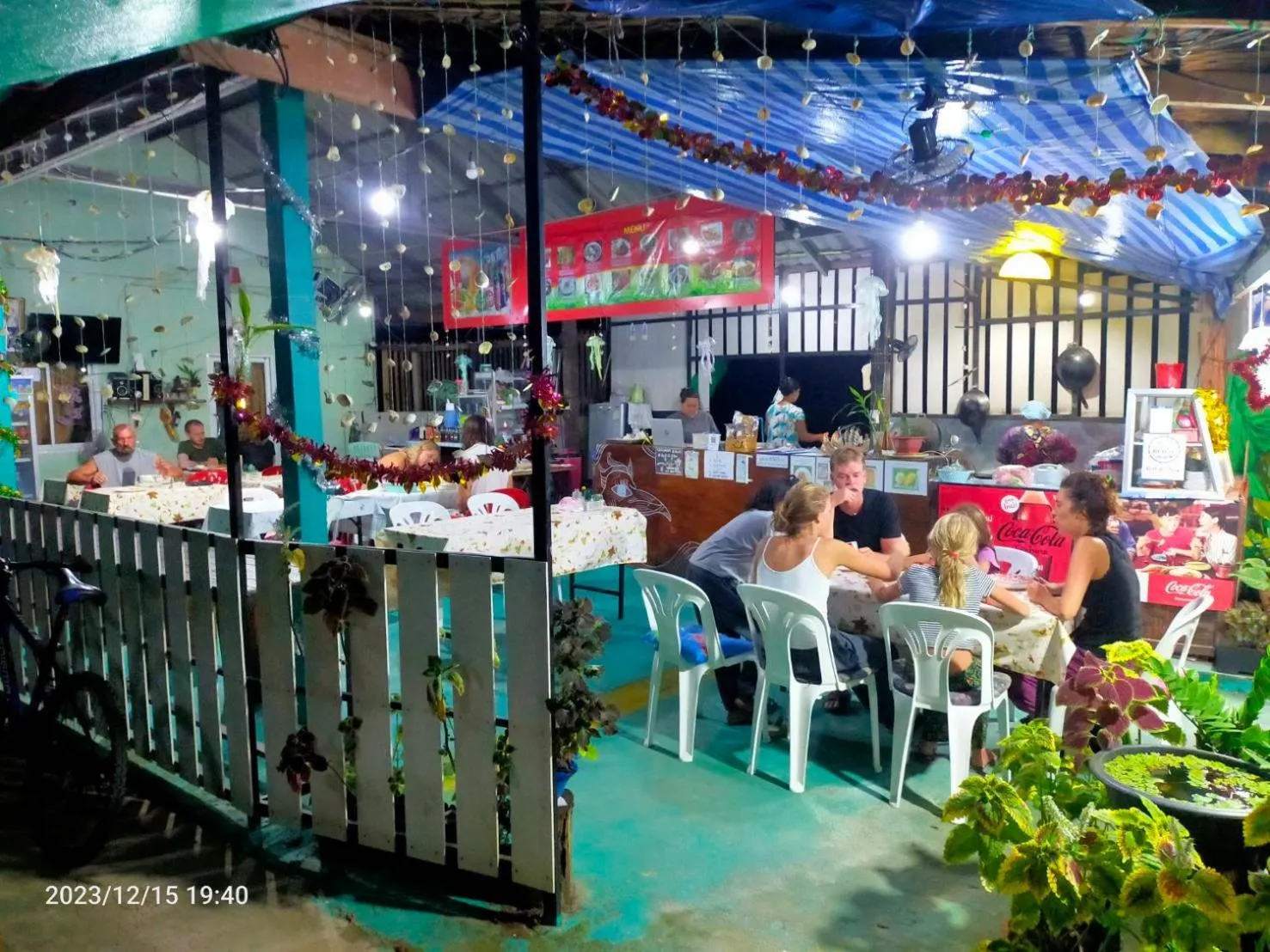 Restaurant/places to eat in Eco Bungalow