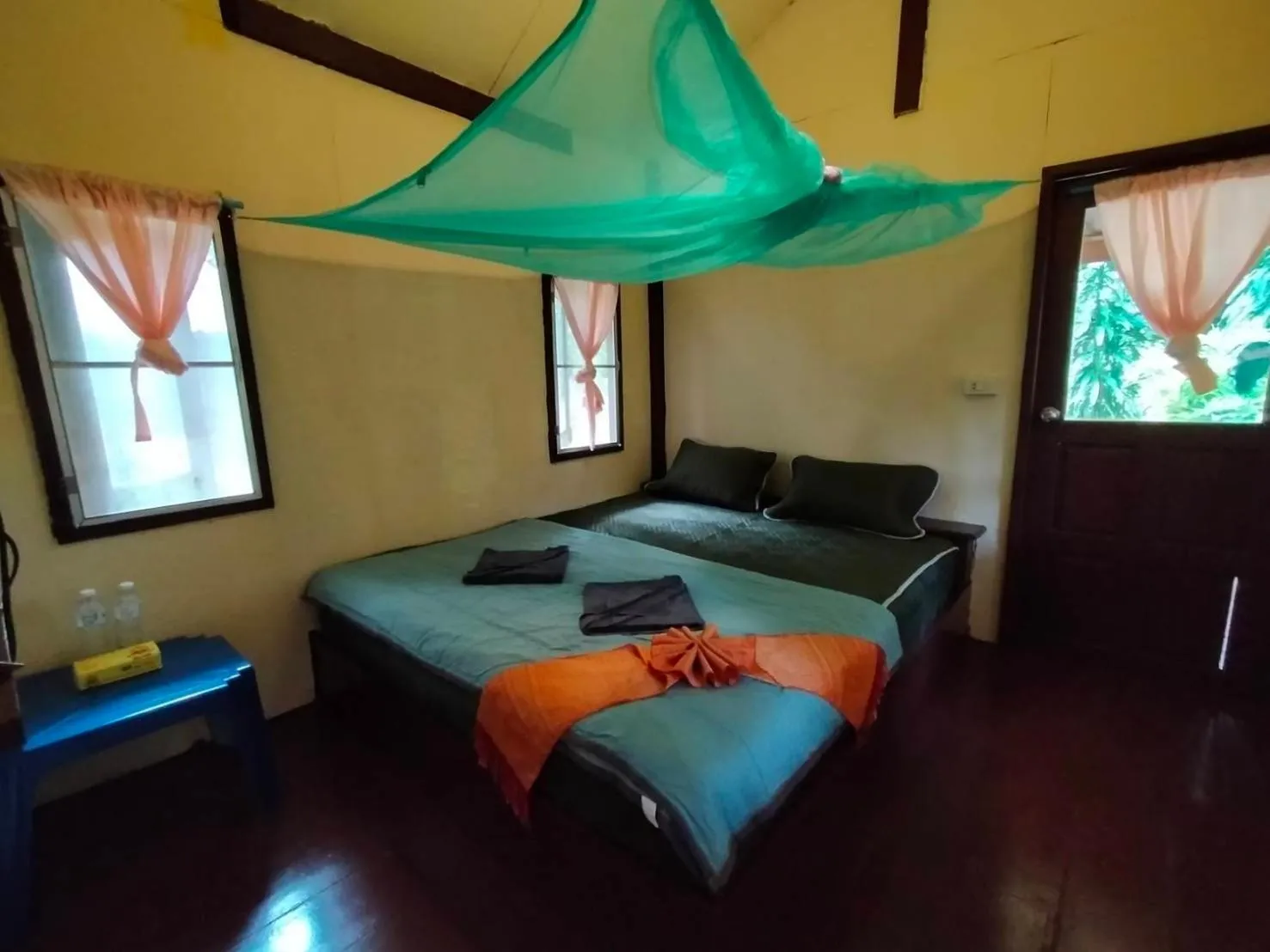 Bedroom, Bed in Eco Bungalow