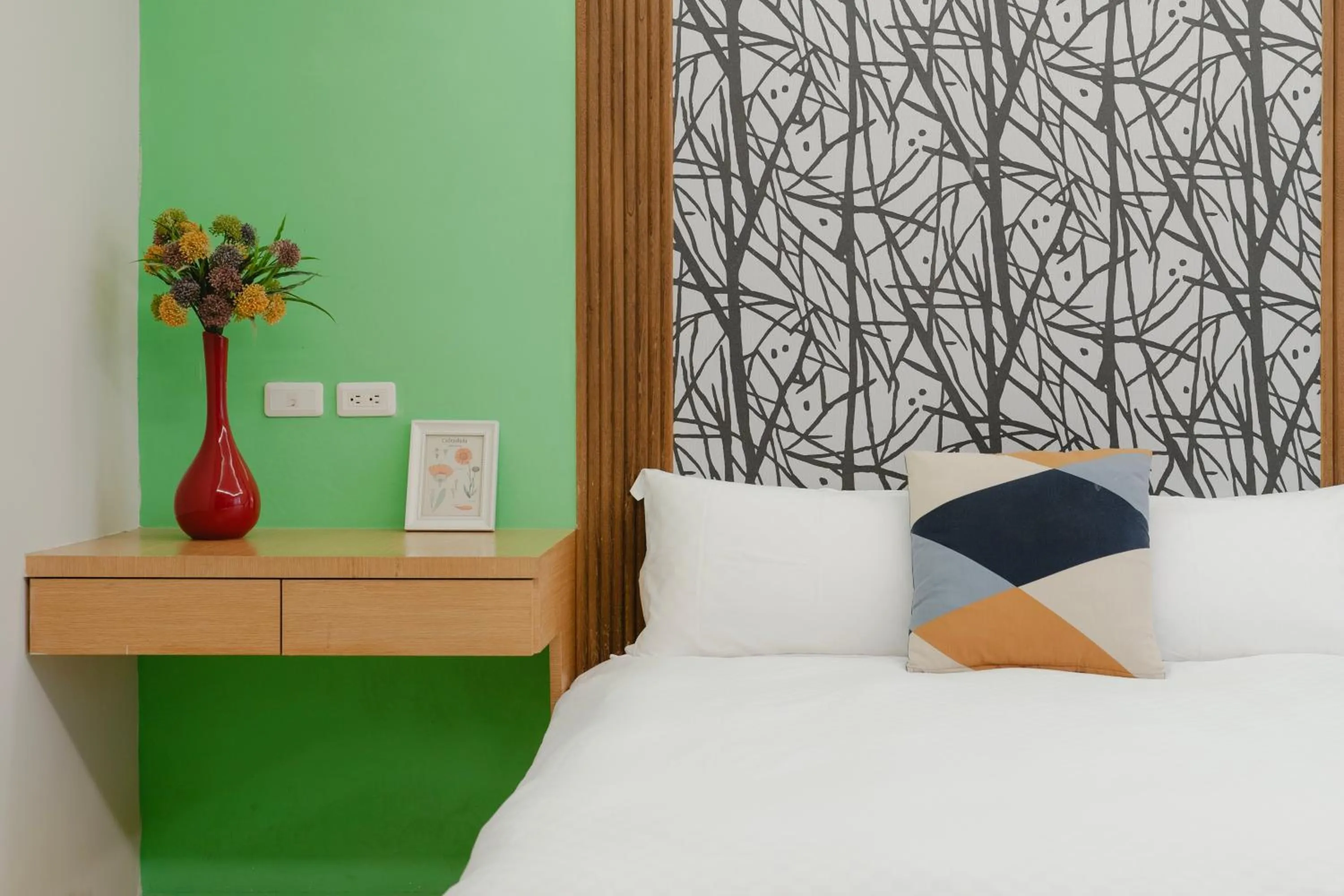 Bedroom, Bed in LJ Hotel