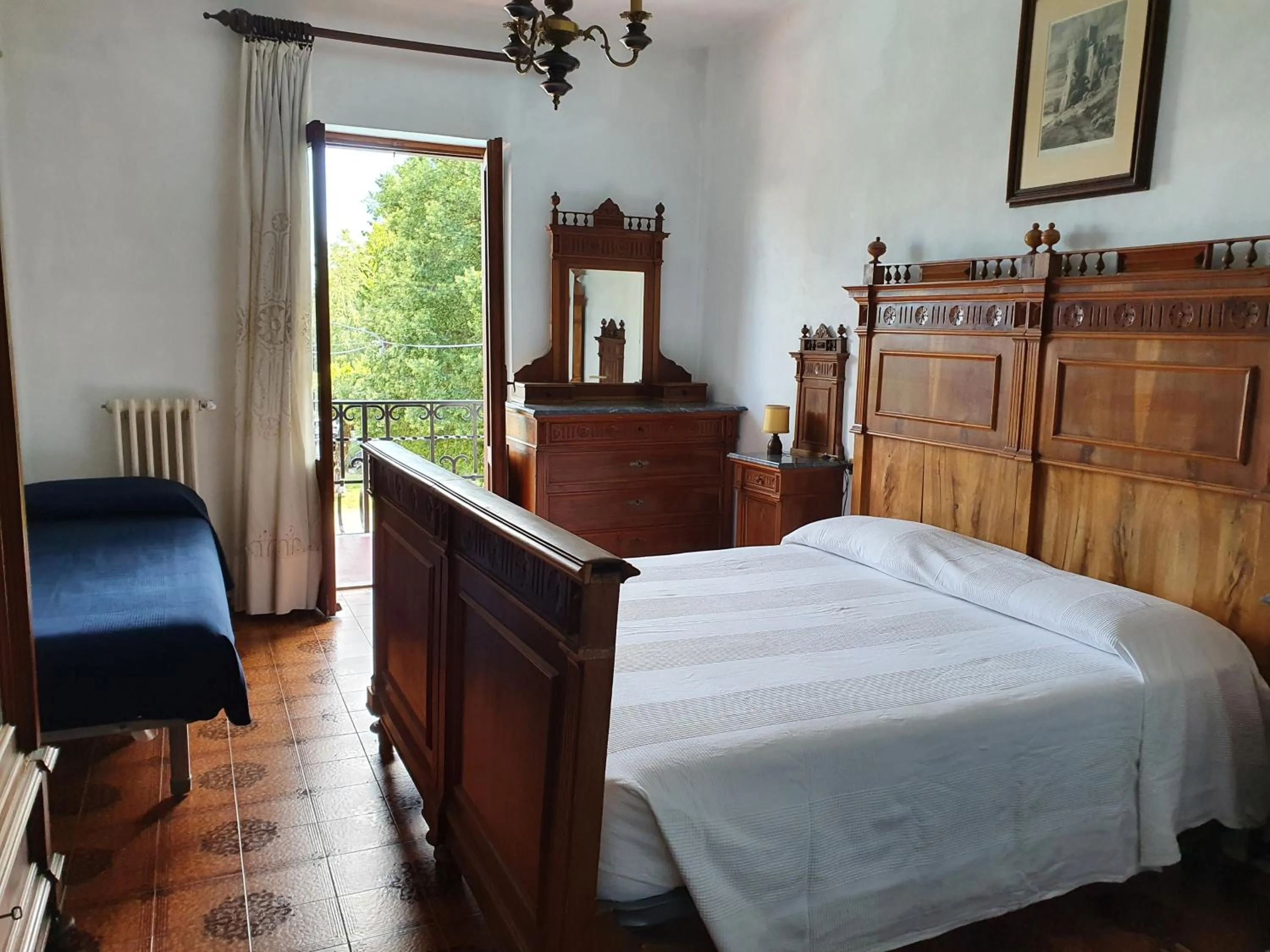 Bedroom in Hotel Madonna di Luciago
