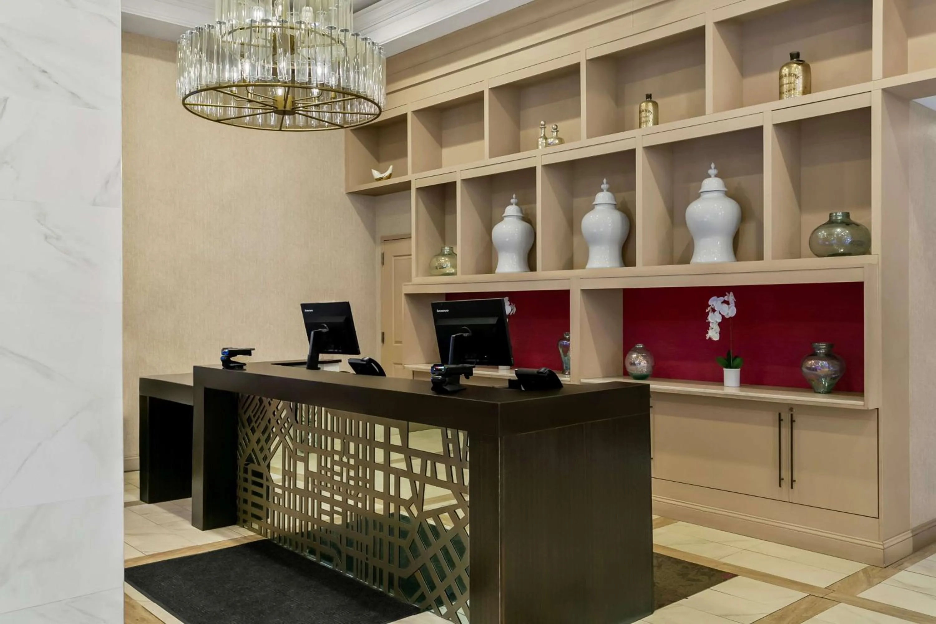 Lobby or reception in Delta Hotels by Marriott Baltimore Inner Harbor