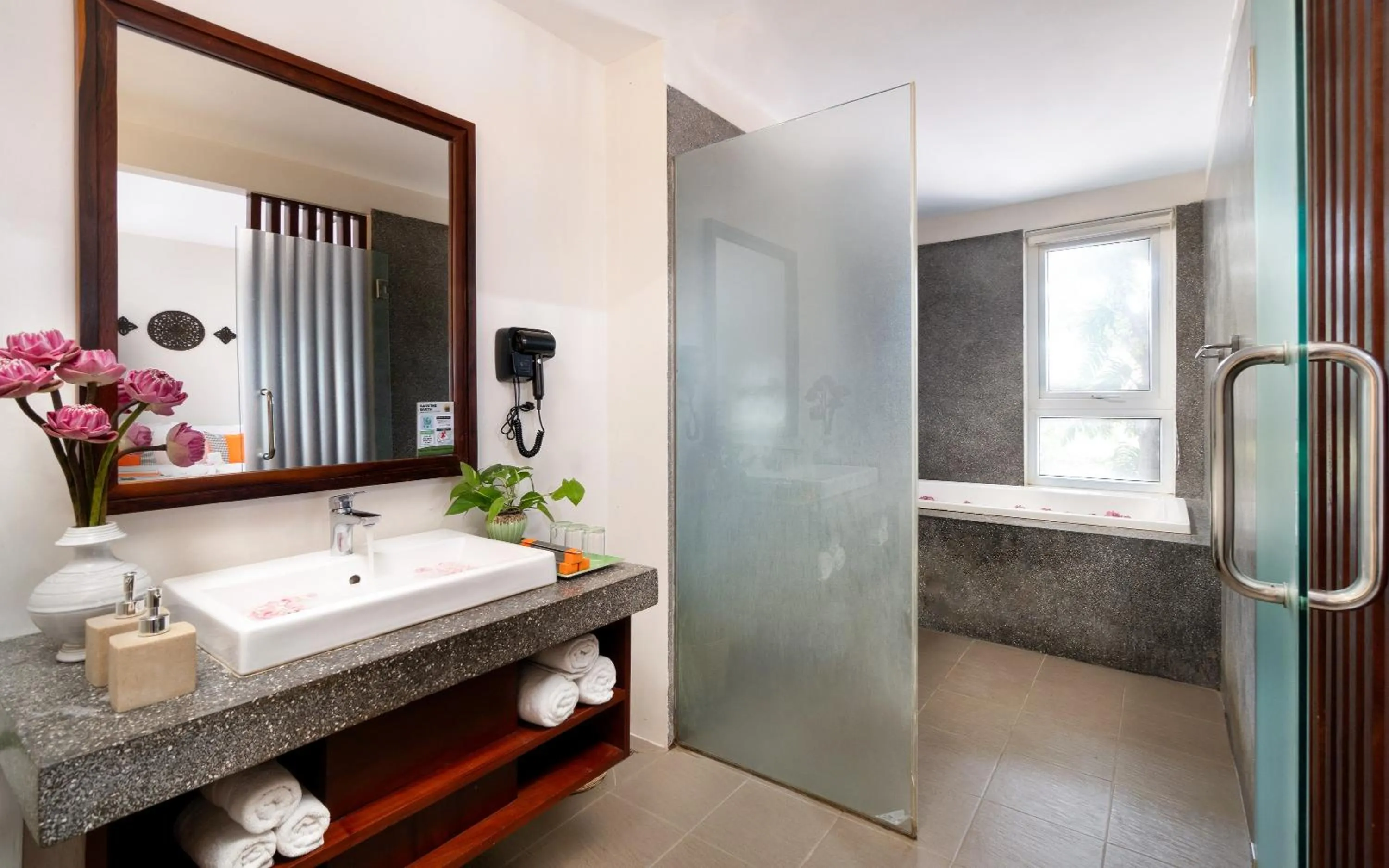 Shower in Indra Angkor Residence