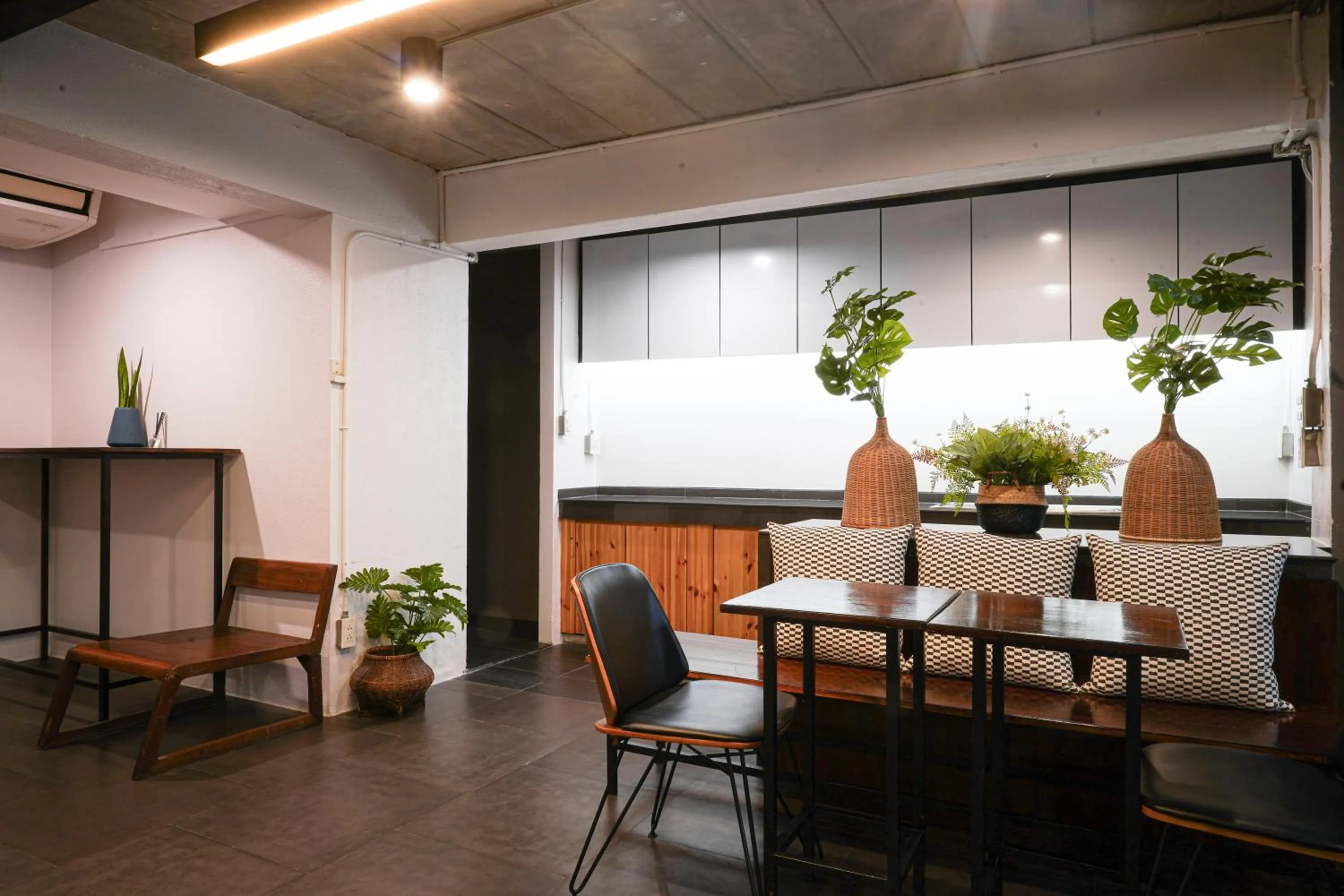 Seating area in Marwin Space