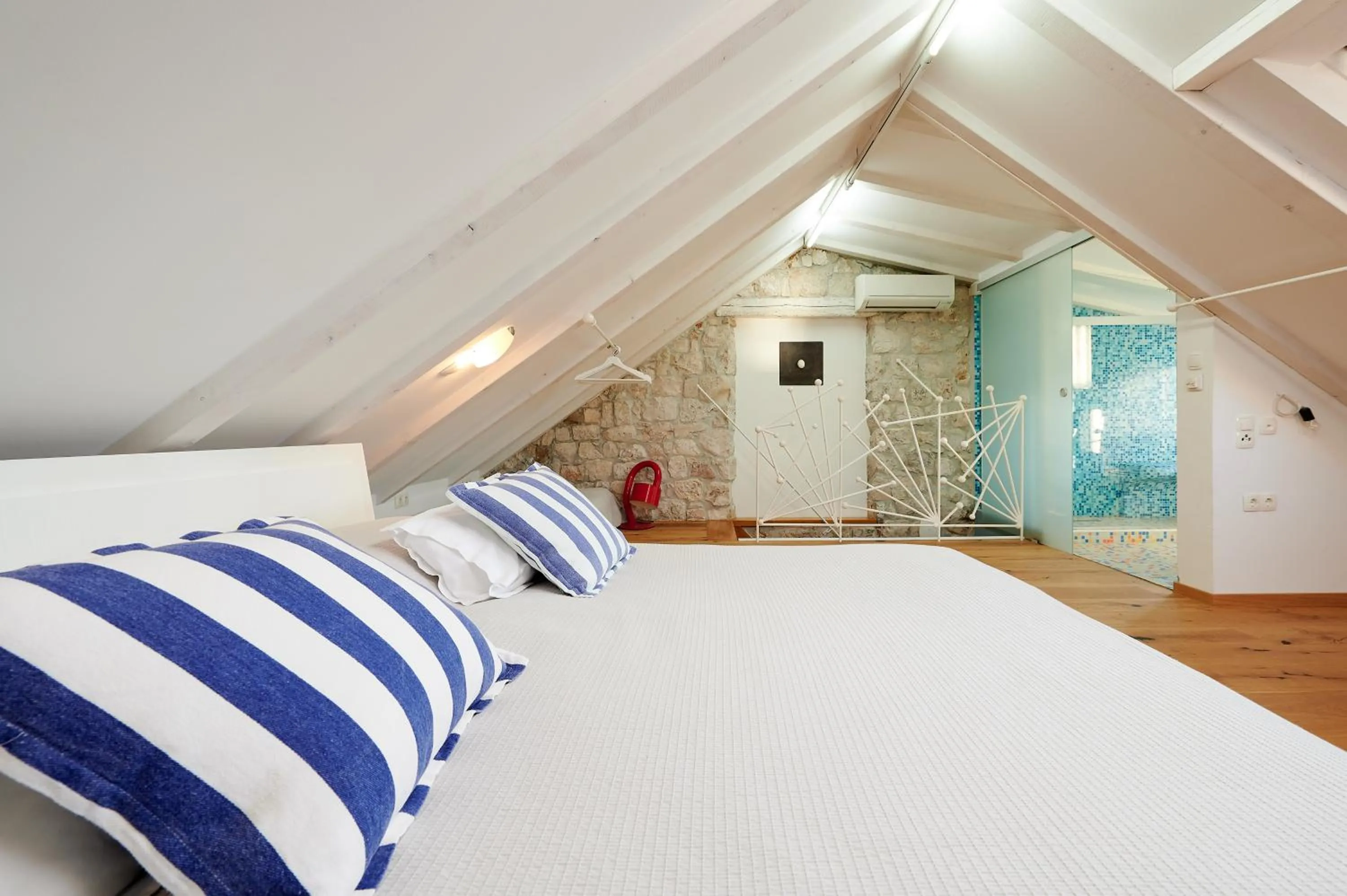 Bed in Domus Maritima