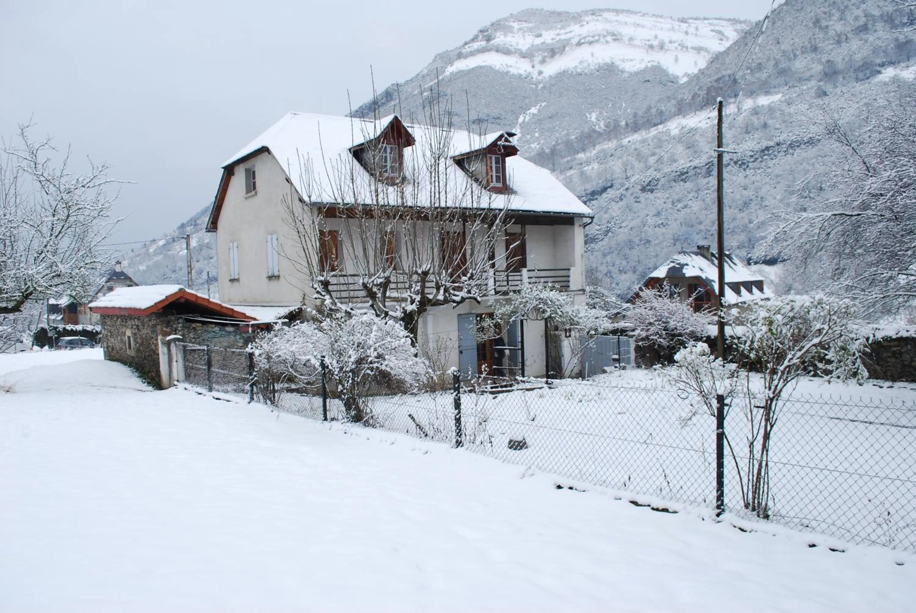 Facade/entrance in Maison Lacoste