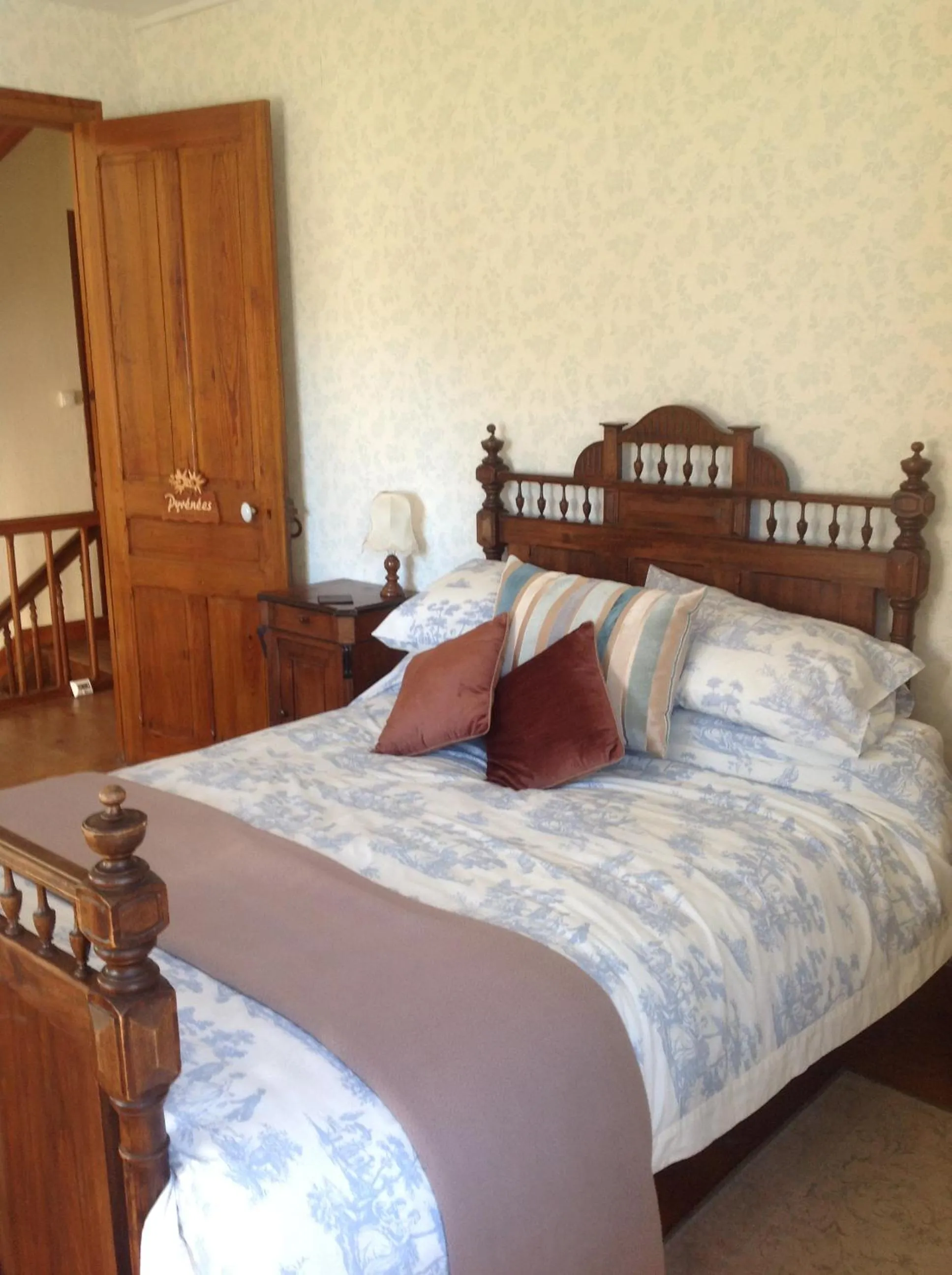 Bed in Maison Lacoste