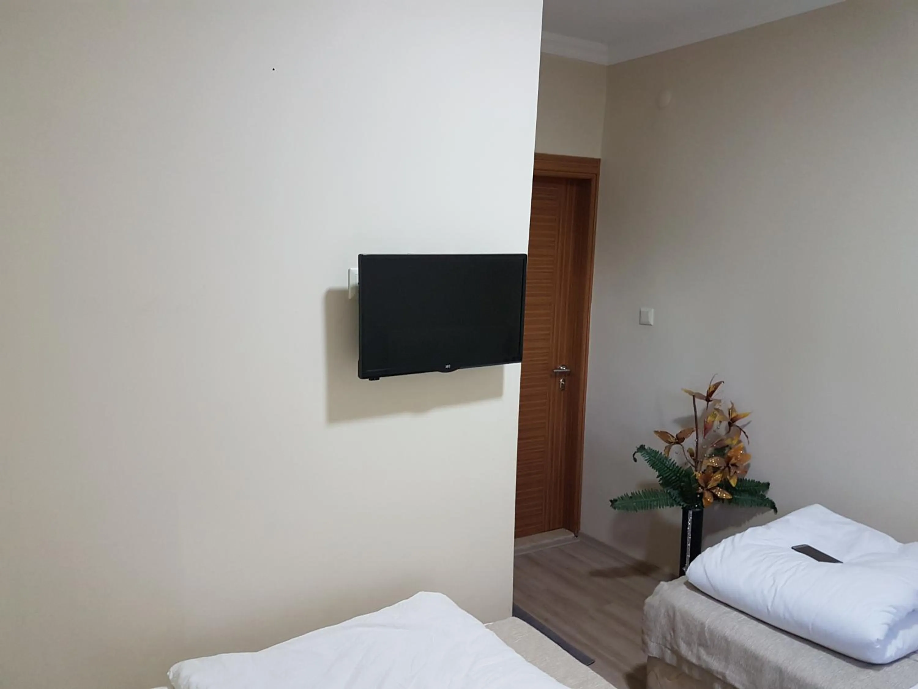 TV and multimedia, Bed in Agora Park Hotel