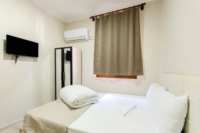 Bed in Agora Park Hotel