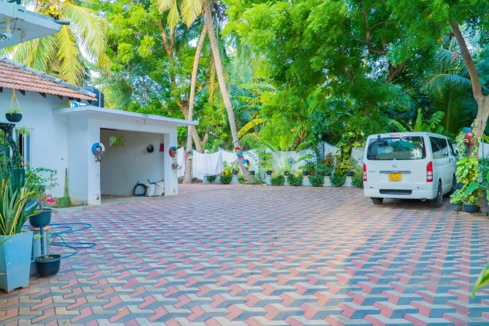 St Anne's Hotel & Restaurant