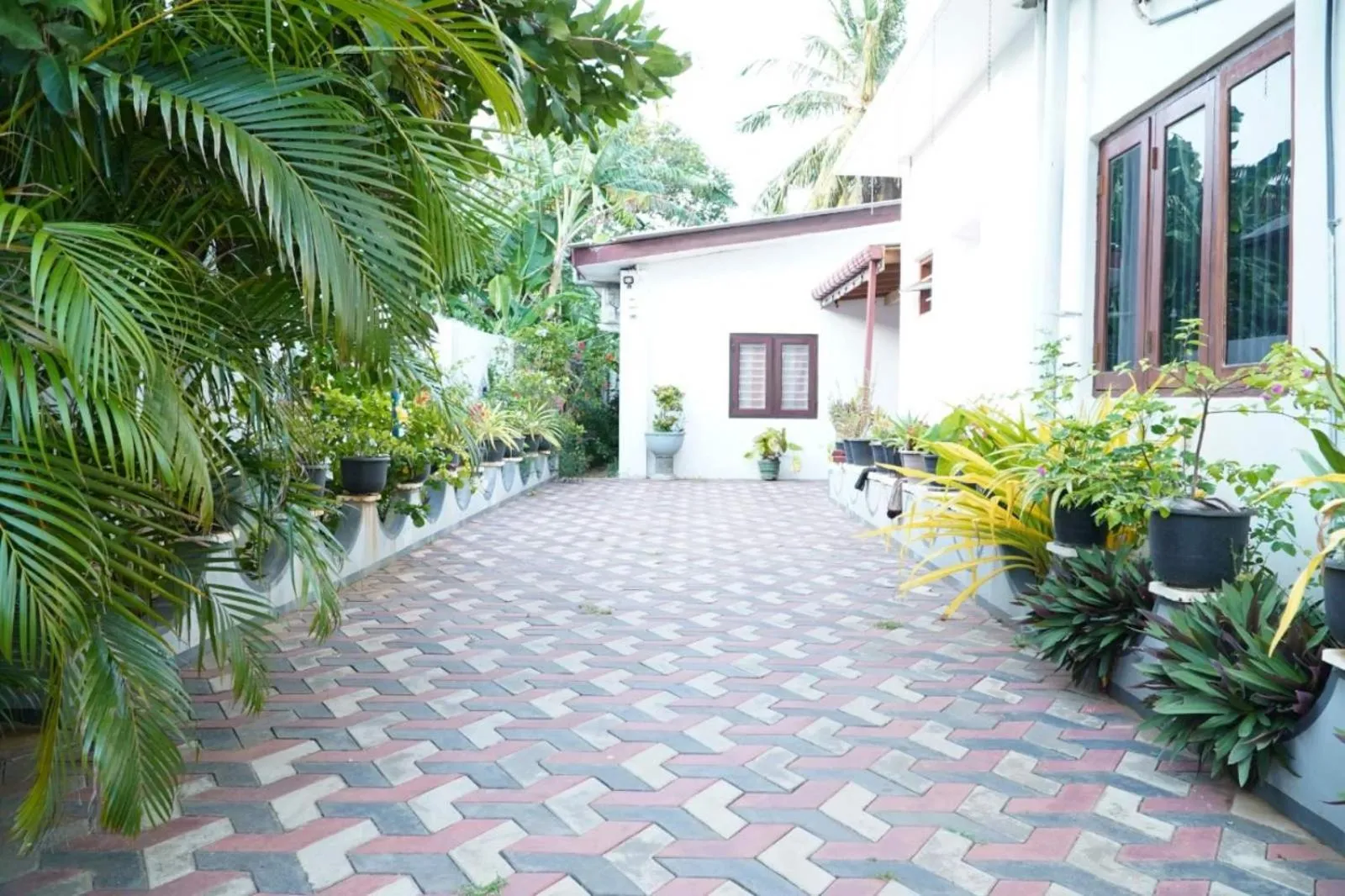 St Anne's Hotel & Restaurant