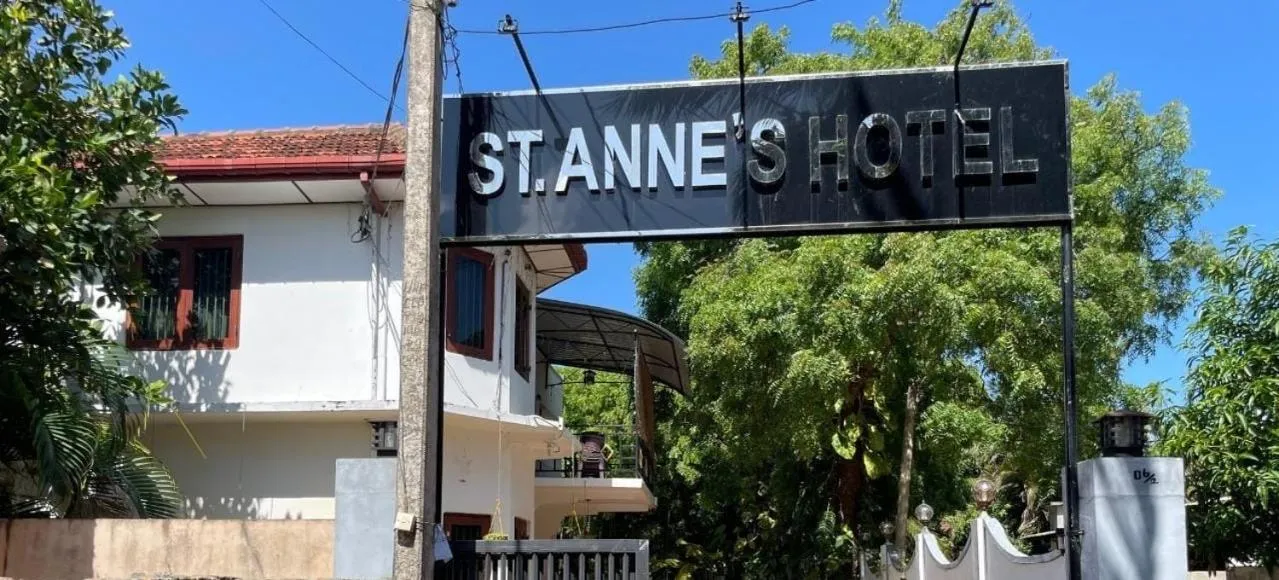 St Anne's Hotel & Restaurant