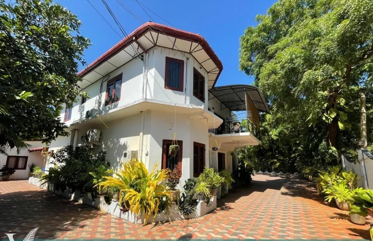 St Anne's Hotel & Restaurant