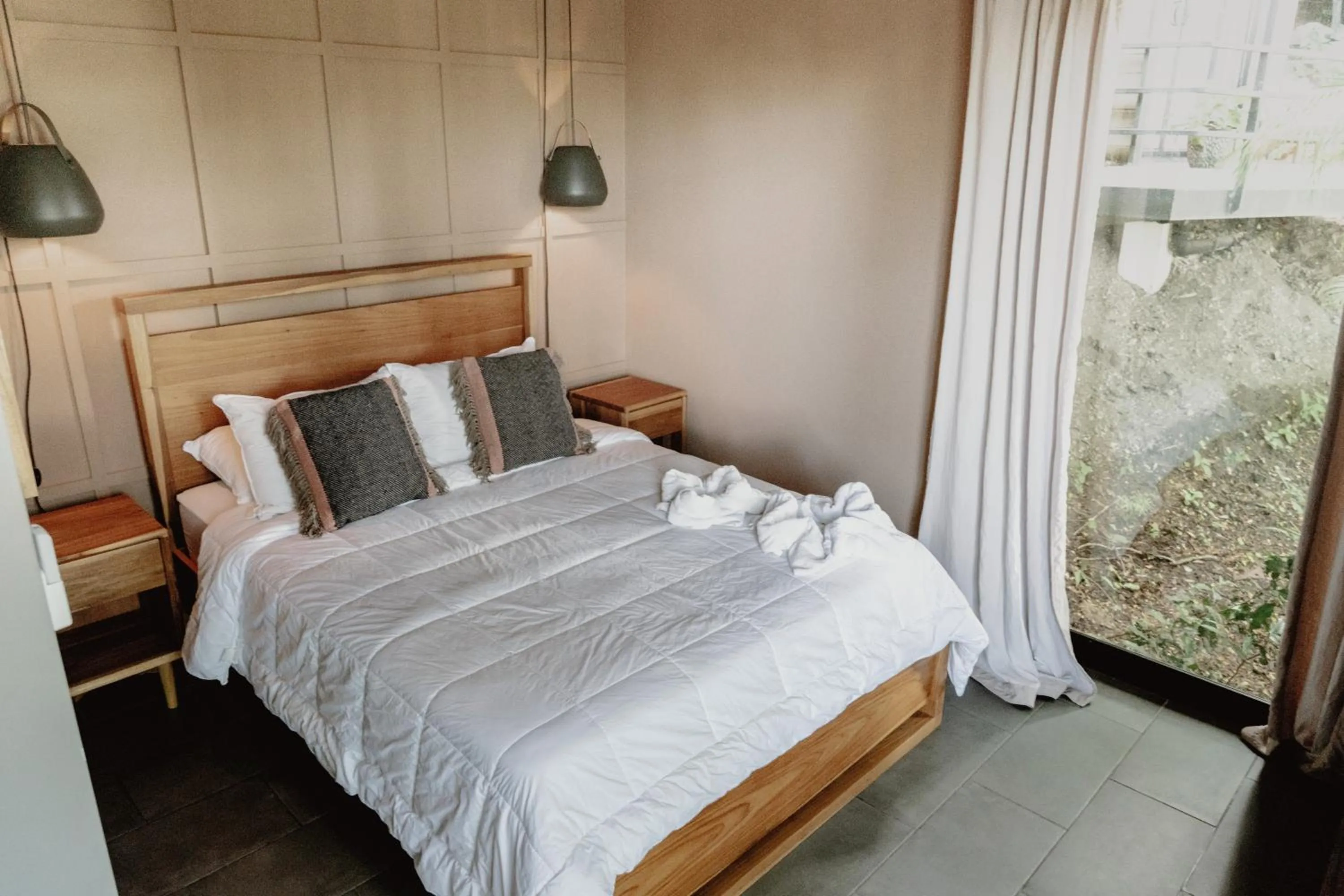 Bedroom, Bed in Socialtel Santa Teresa South