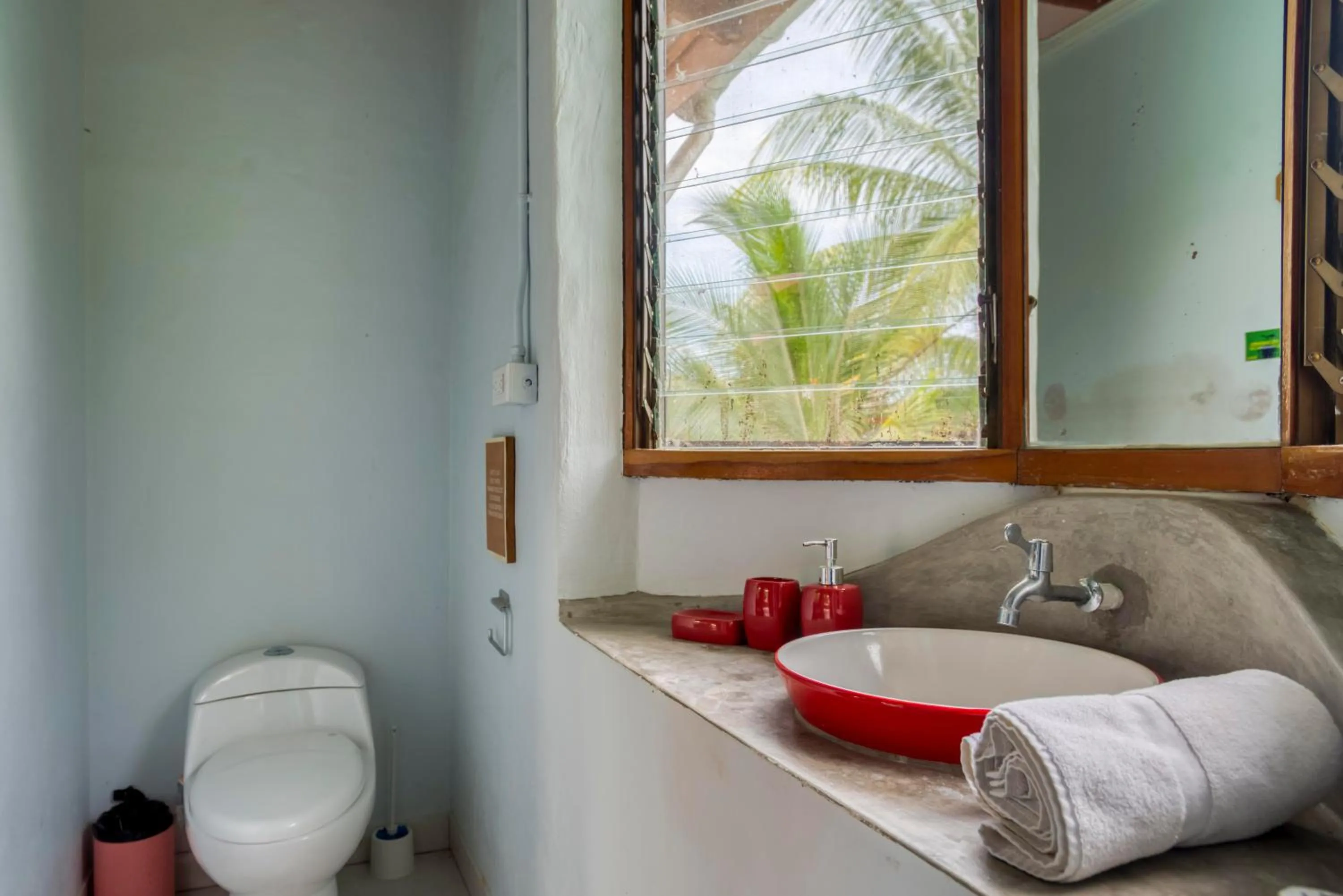 Bathroom in Socialtel Santa Teresa South