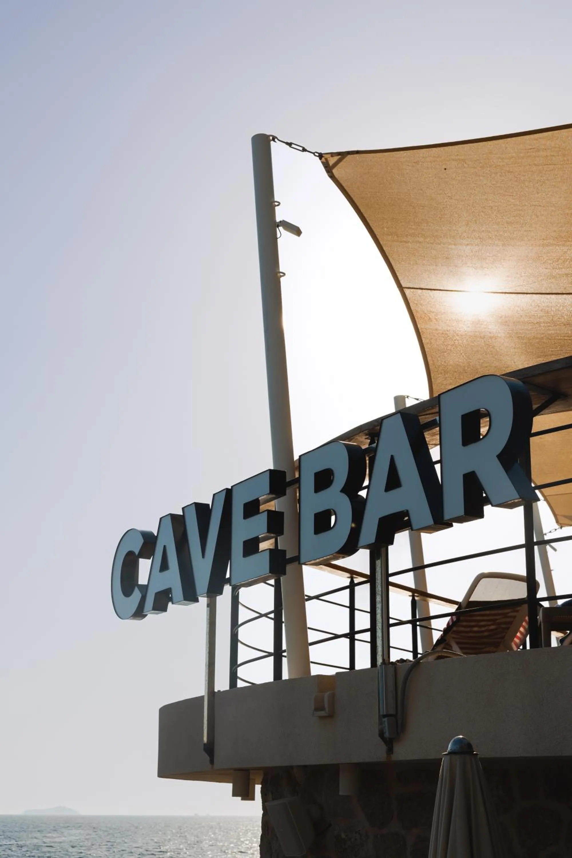 Property building in Hotel More