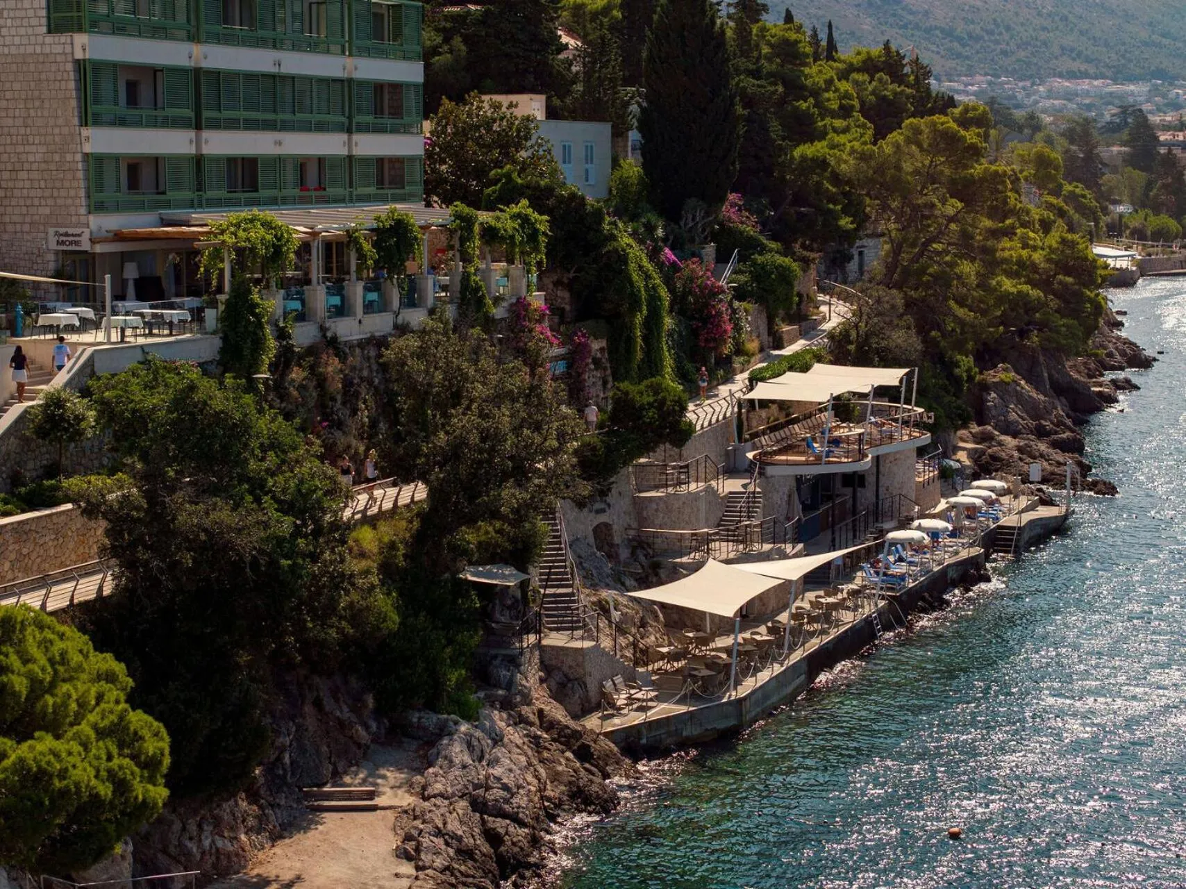 Property building in Hotel More