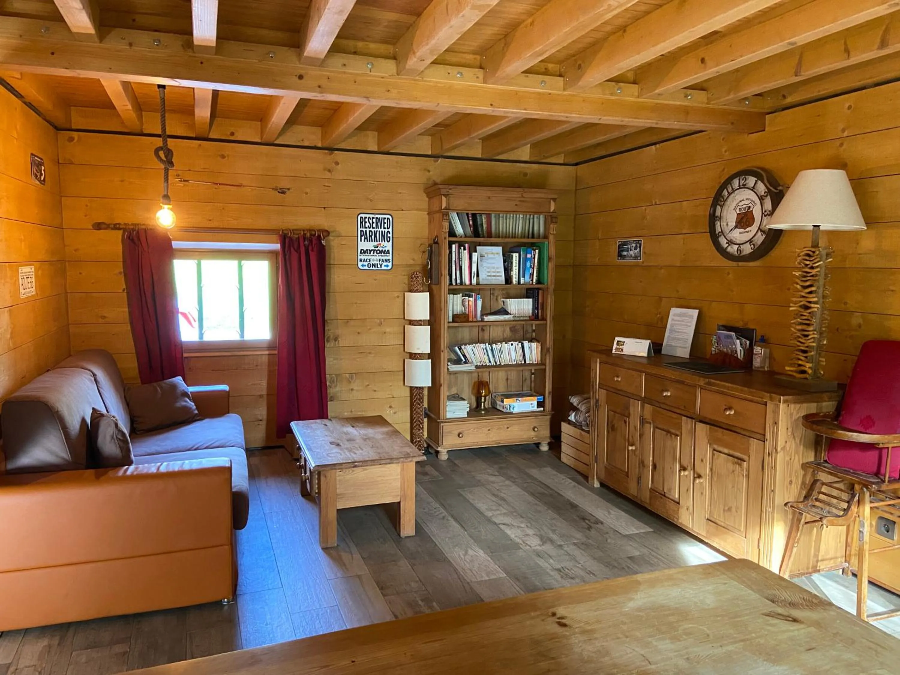 Les Crinieres En Brie