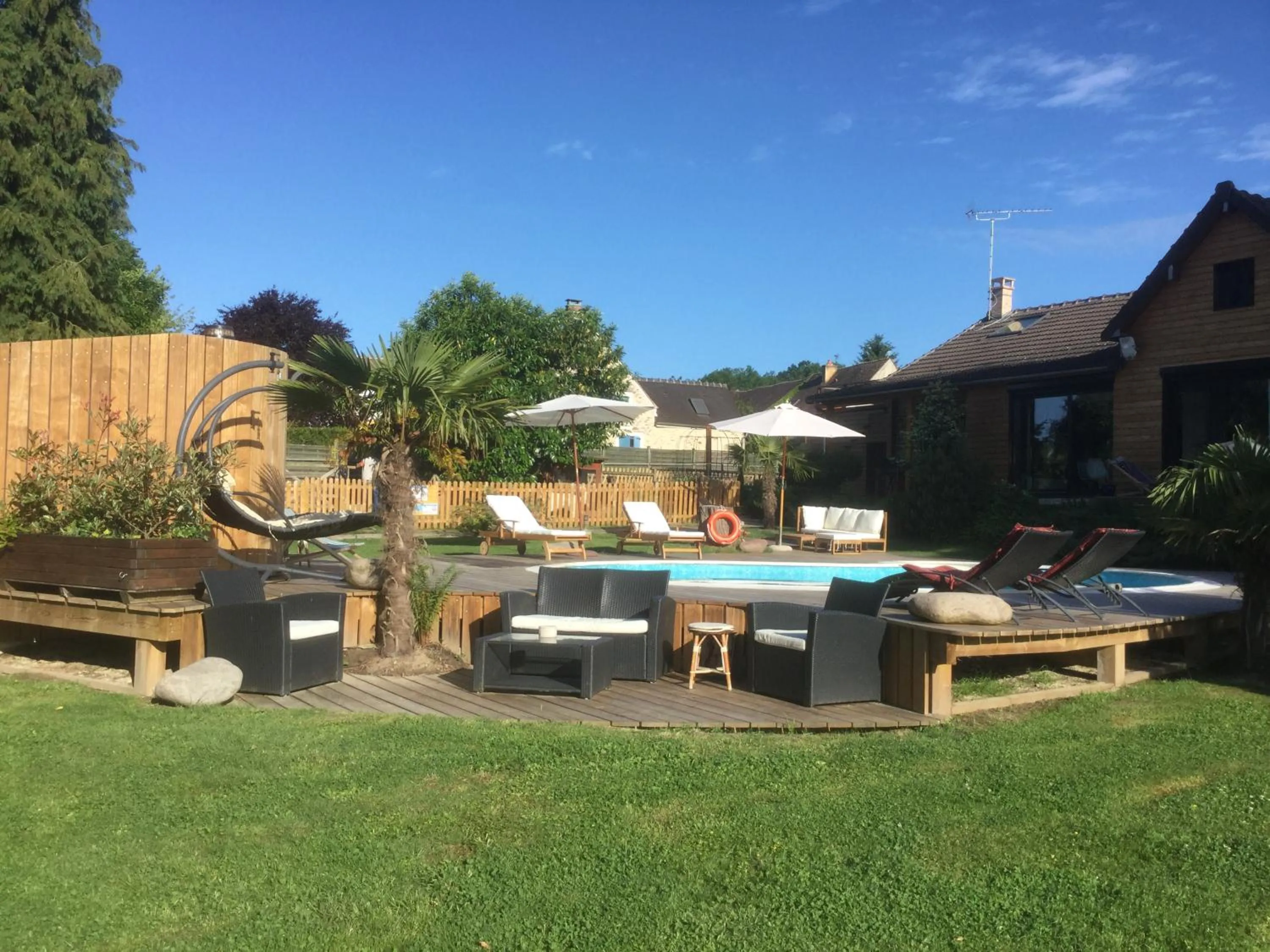 Patio in Les Crinieres En Brie