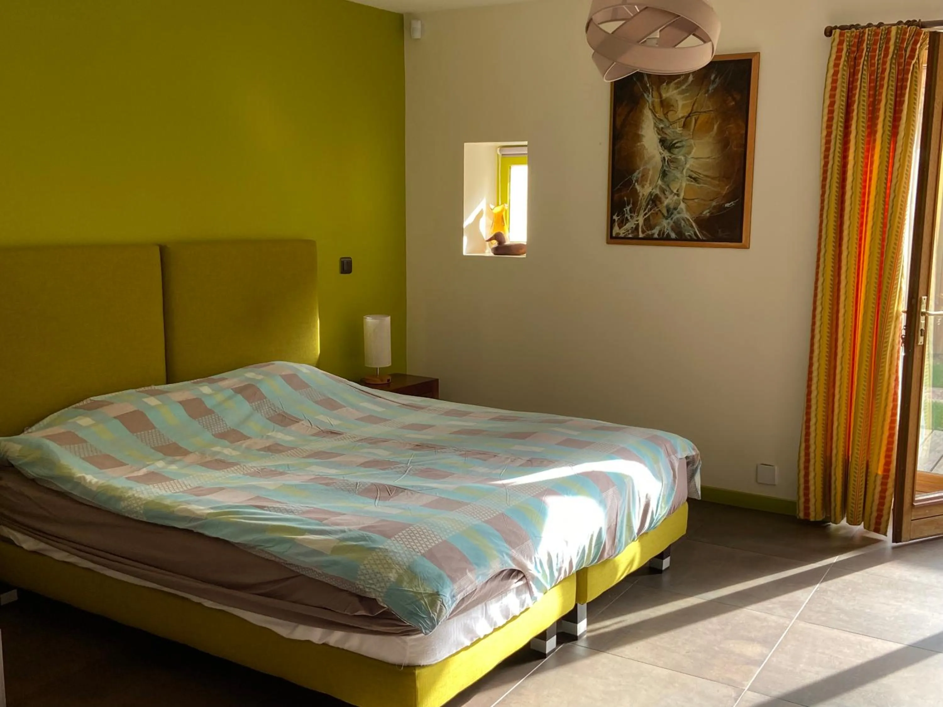 Bed in Les Crinieres En Brie