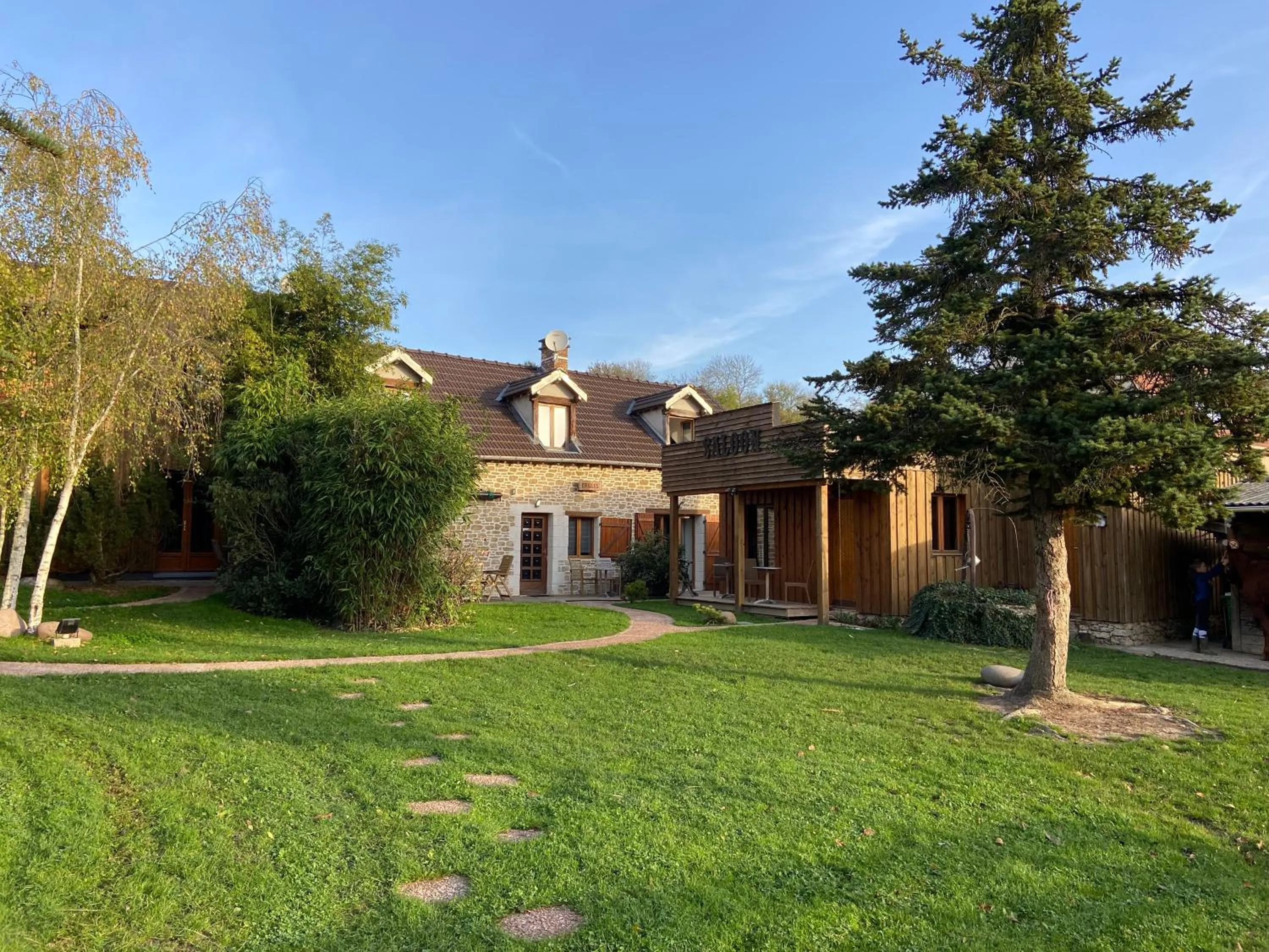 Les Crinieres En Brie