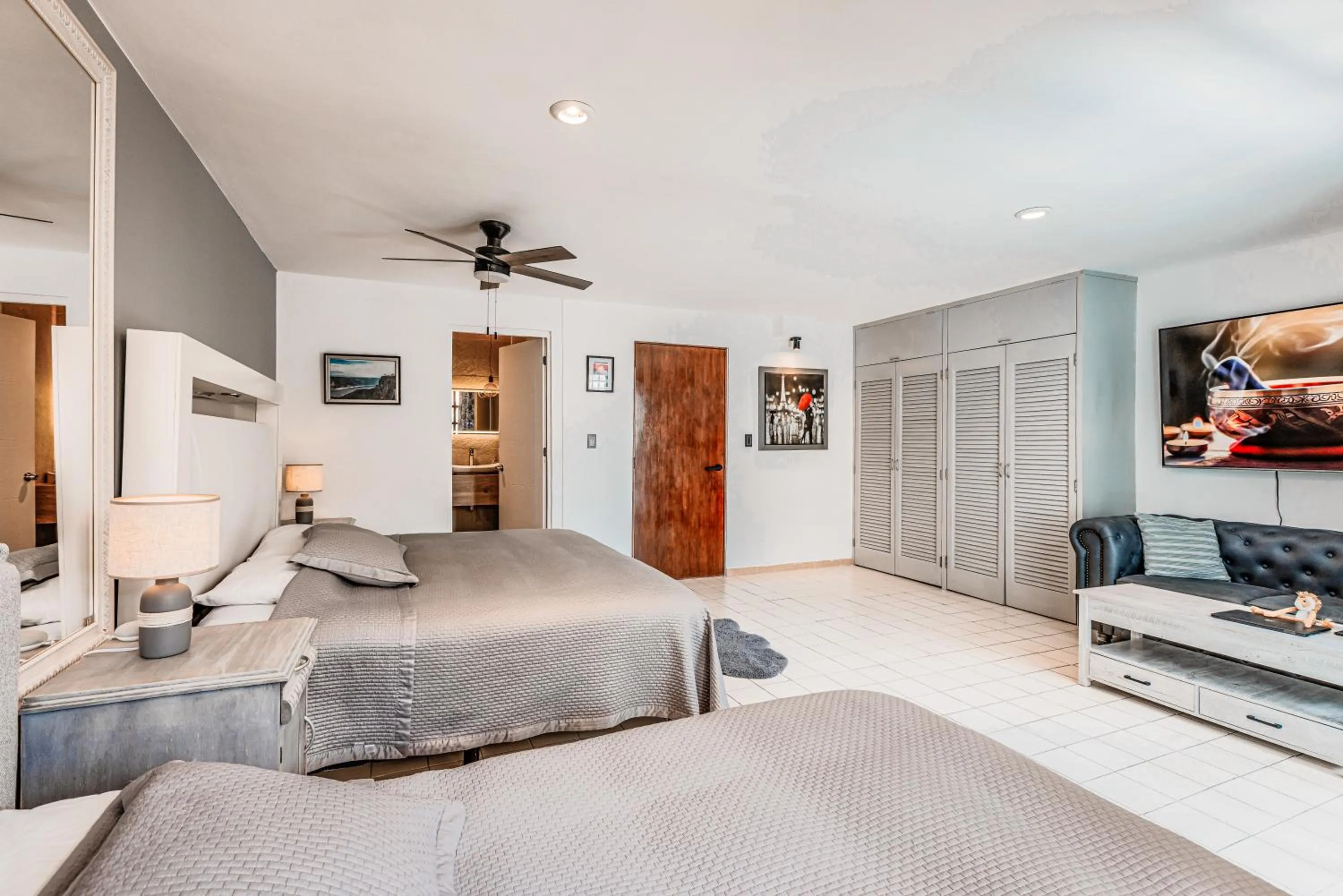 Bed in Casa Blanca Boutique & Organic