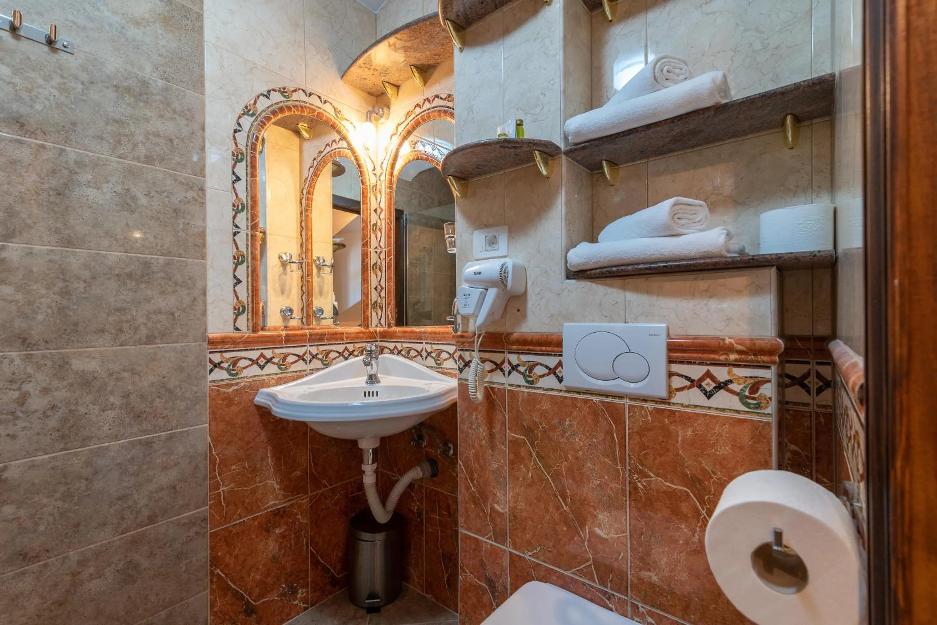 Bathroom in Heritage Hotel Pasike