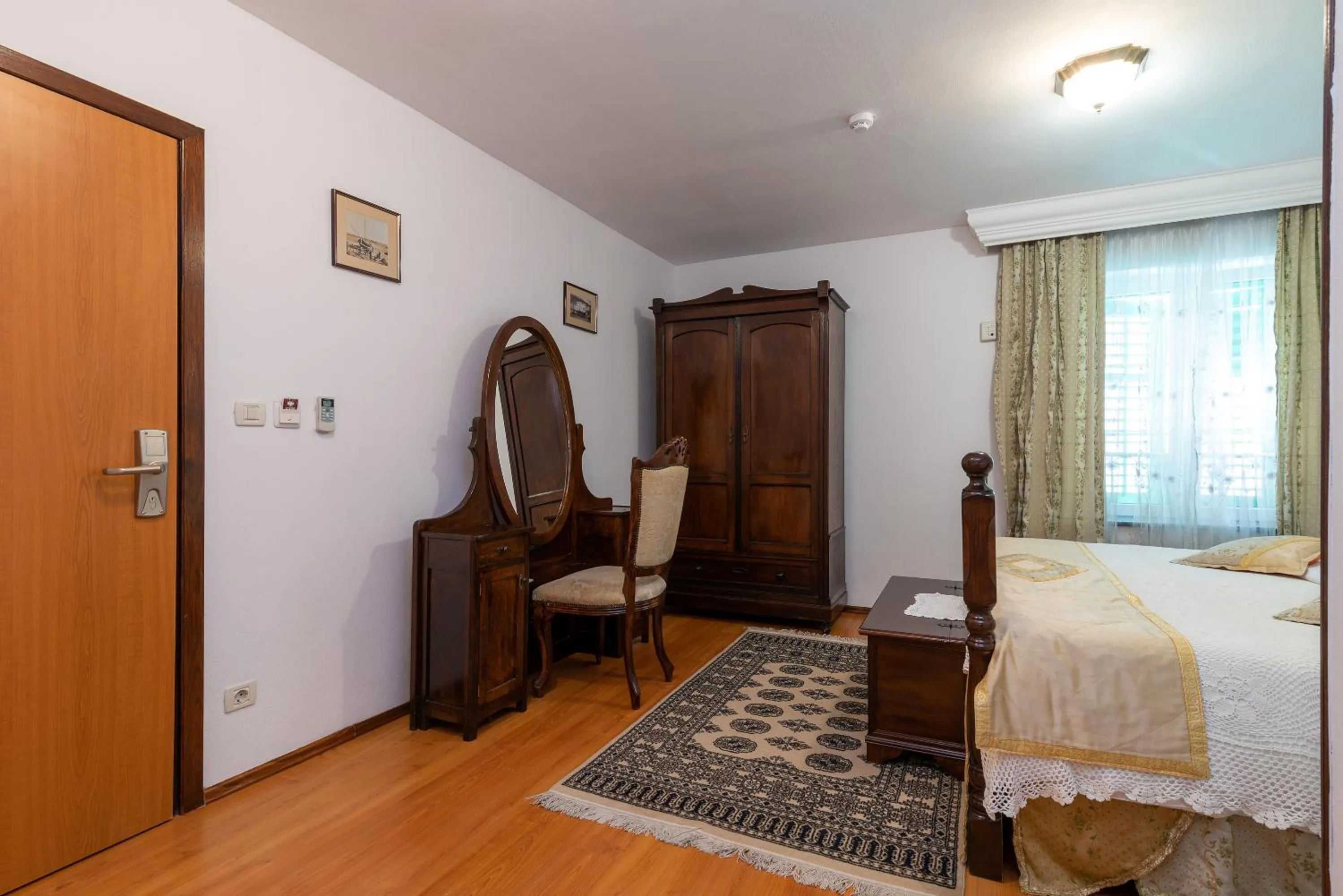 Bed in Heritage Hotel Pasike