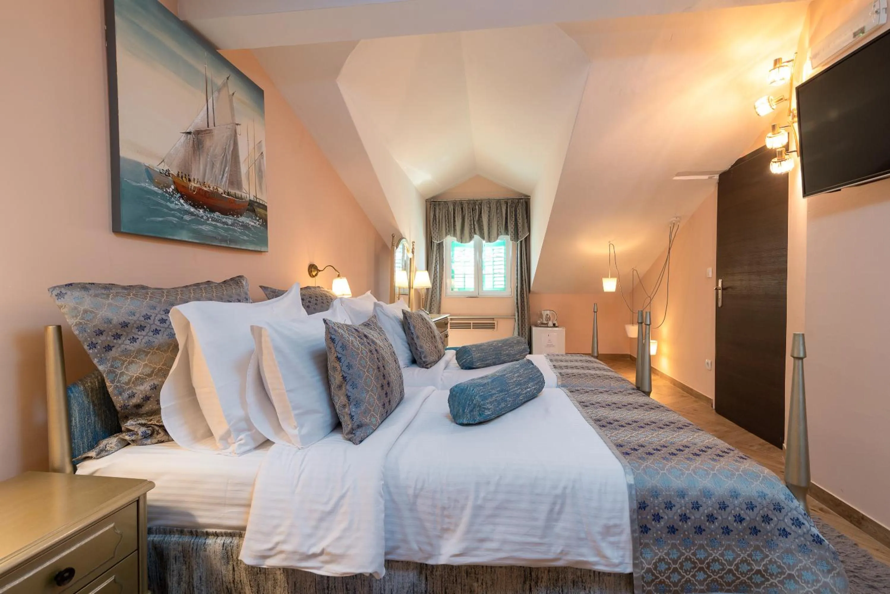 Bedroom, Bed in Heritage Hotel Pasike