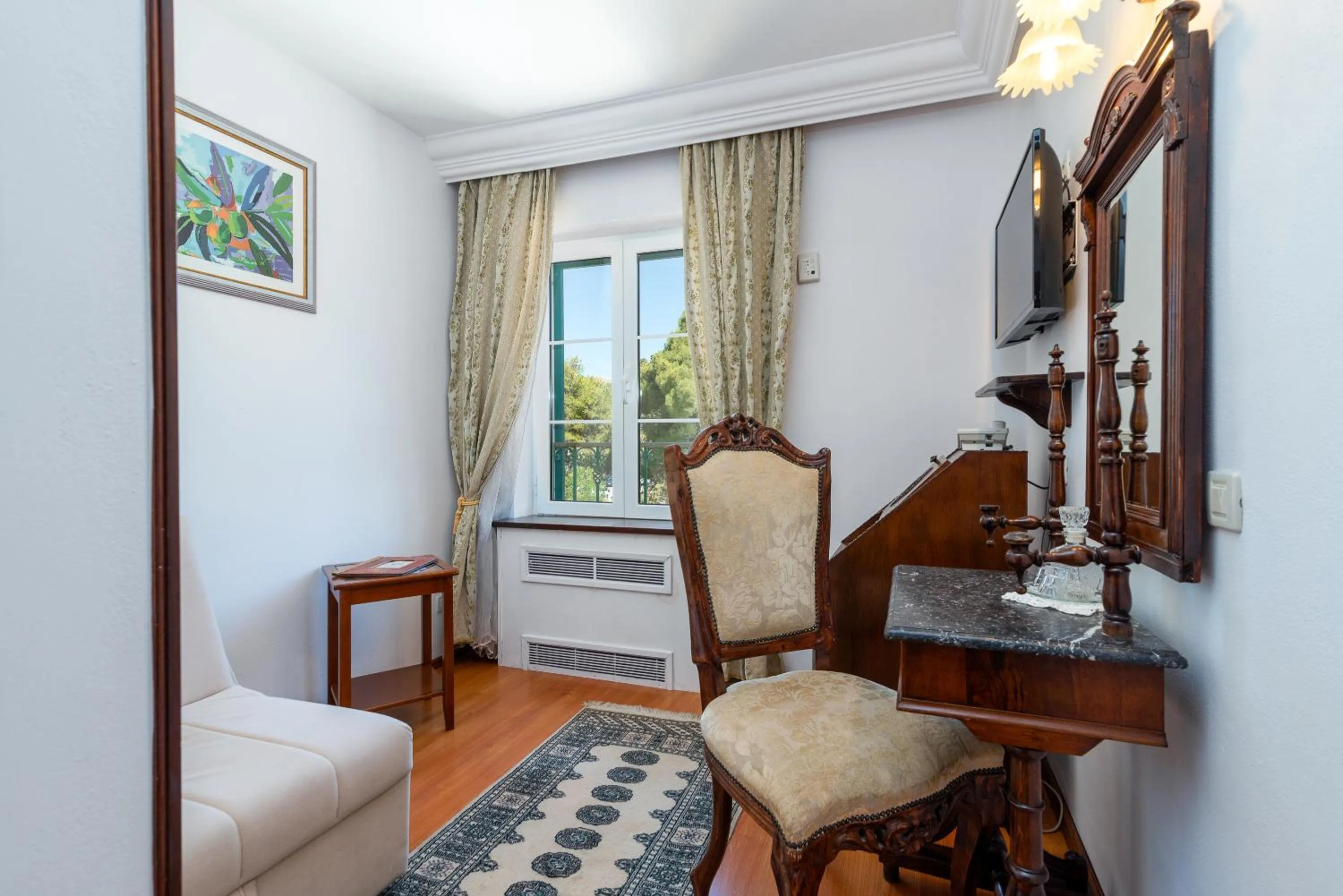 Living room, Bed in Heritage Hotel Pasike